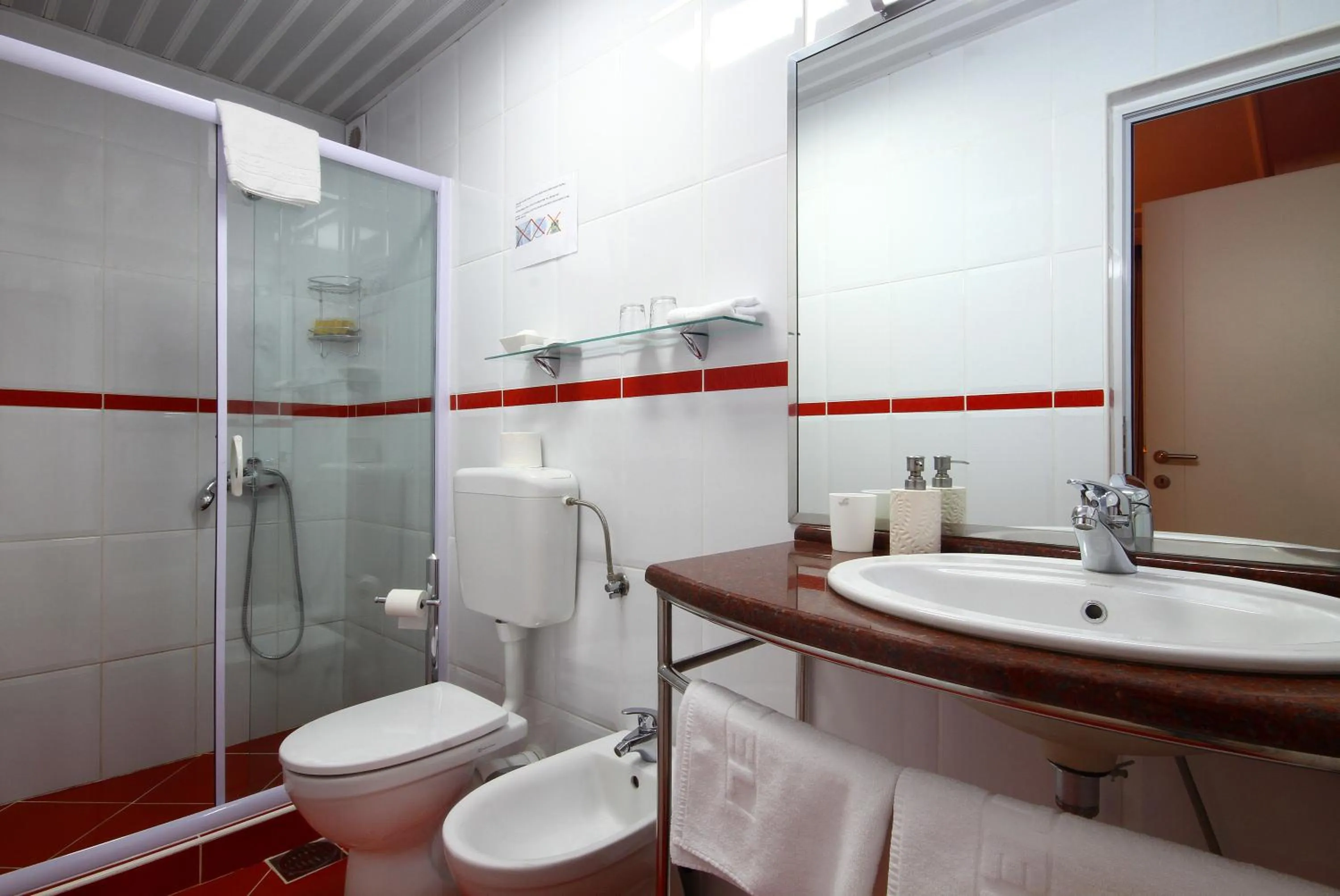 Bathroom in Hotel Aruba