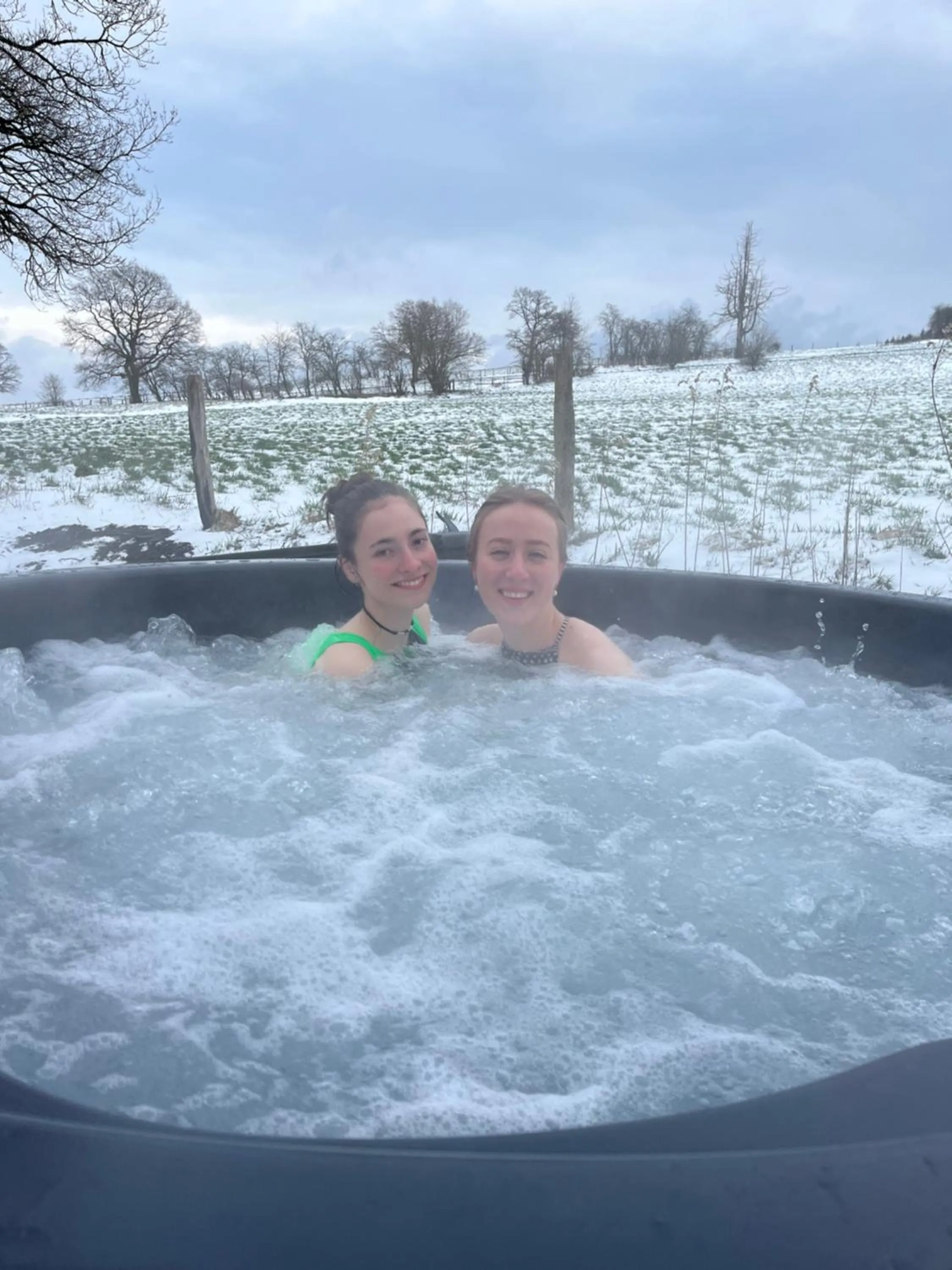 Property building in "Un matin au jardin"