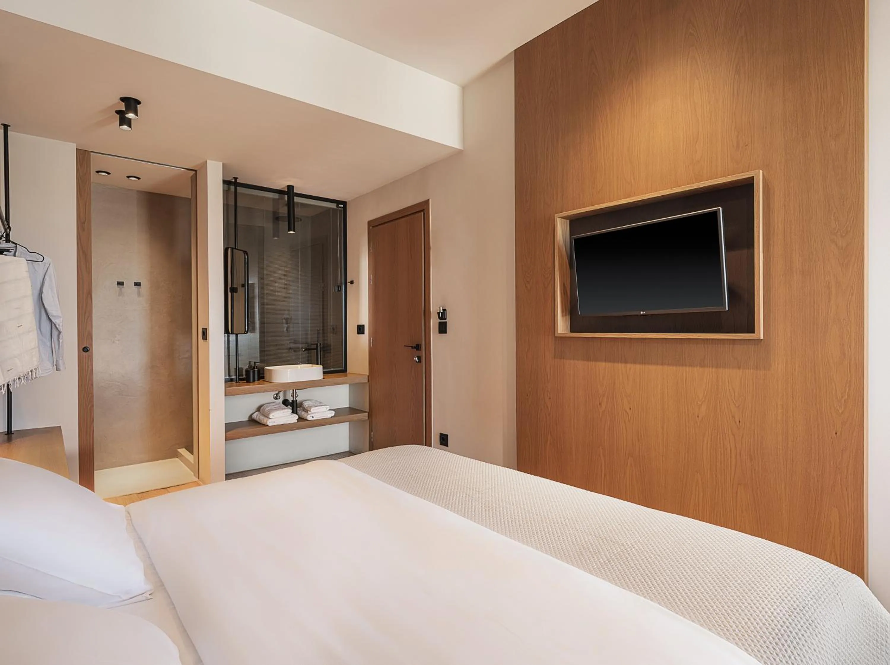 Theofilos City Hotel