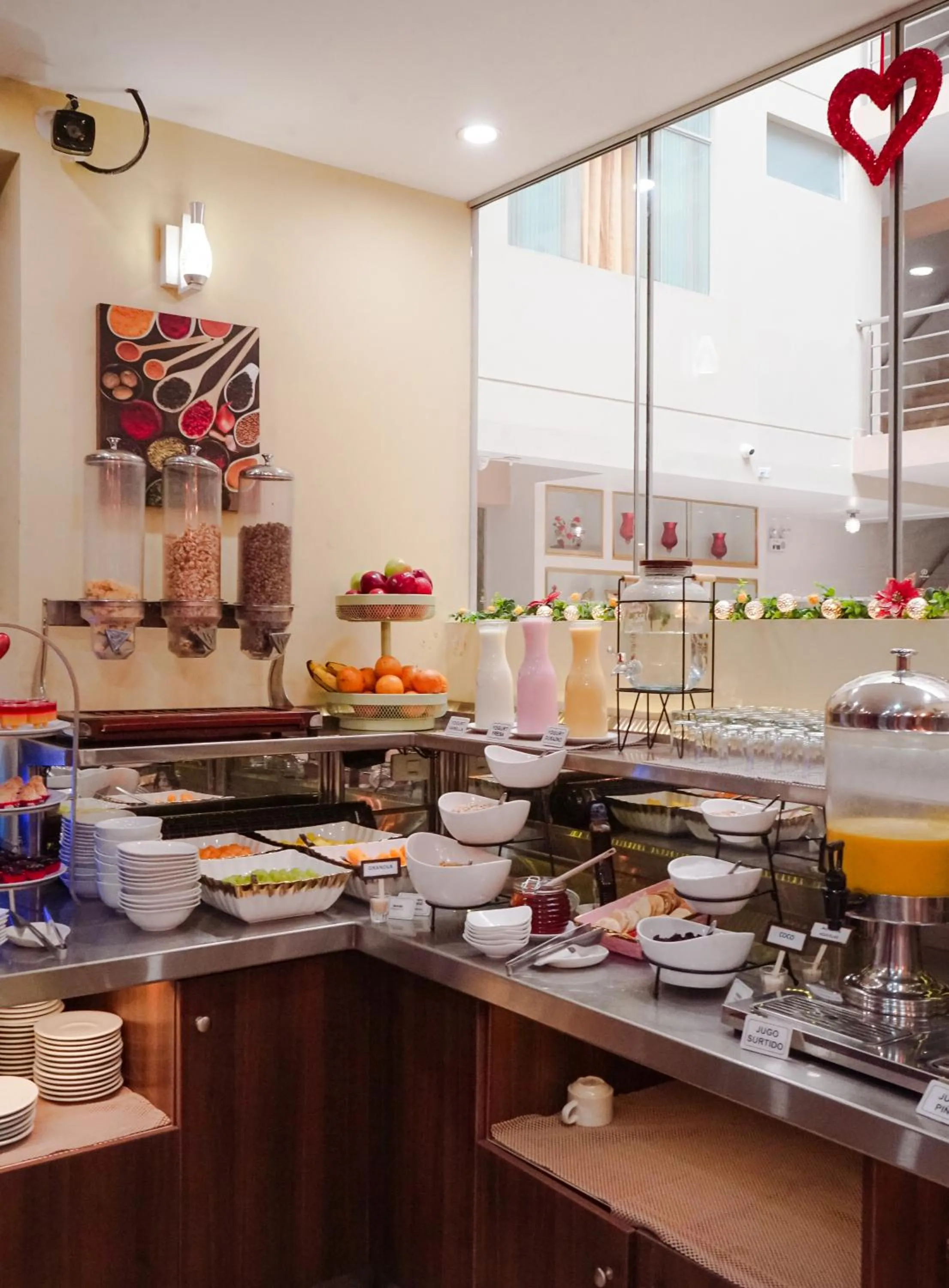 Buffet breakfast in Gran Recreo Hotel - Trujillo - Perú