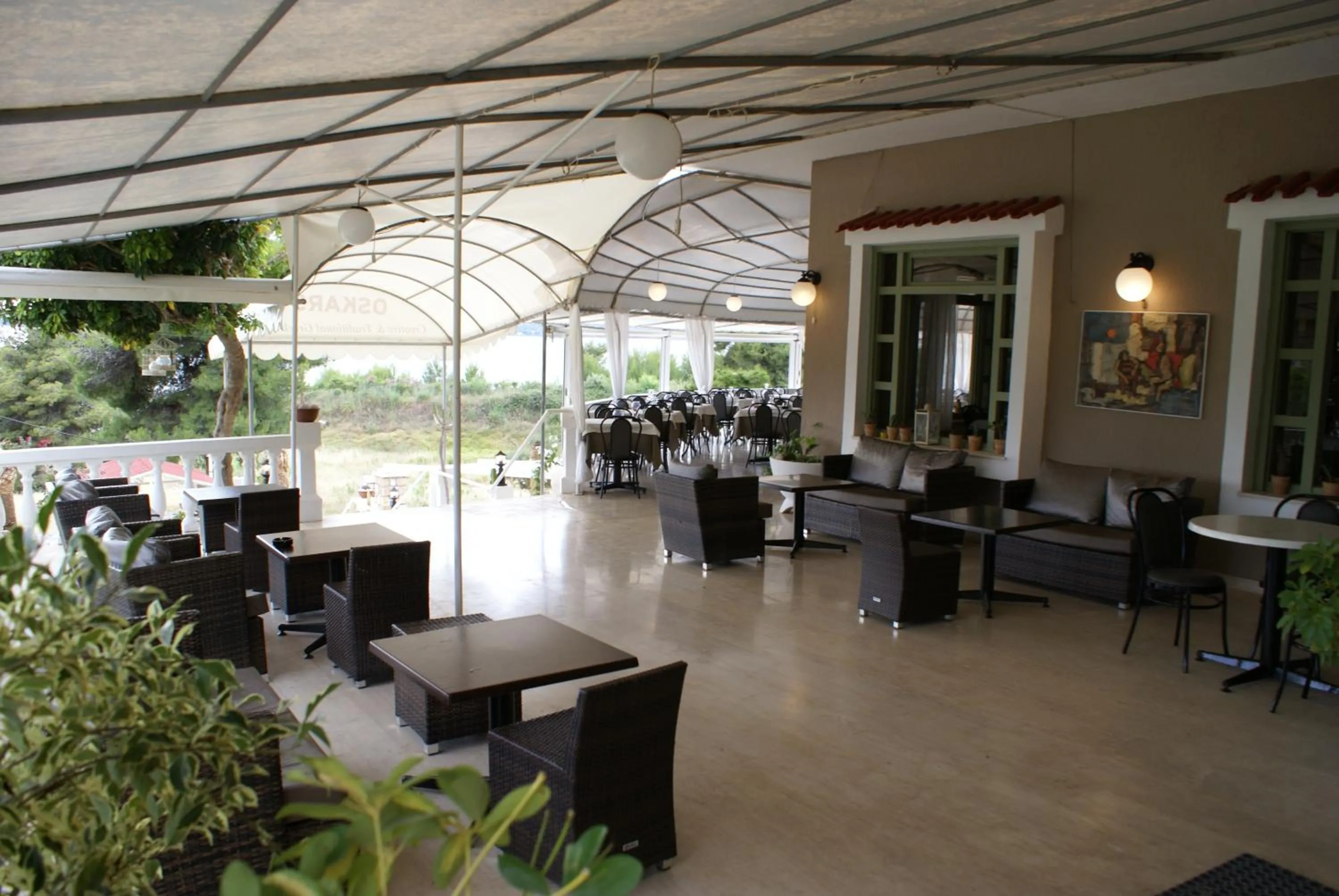 Alcoholic drinks in Oskars Studios & Apartments