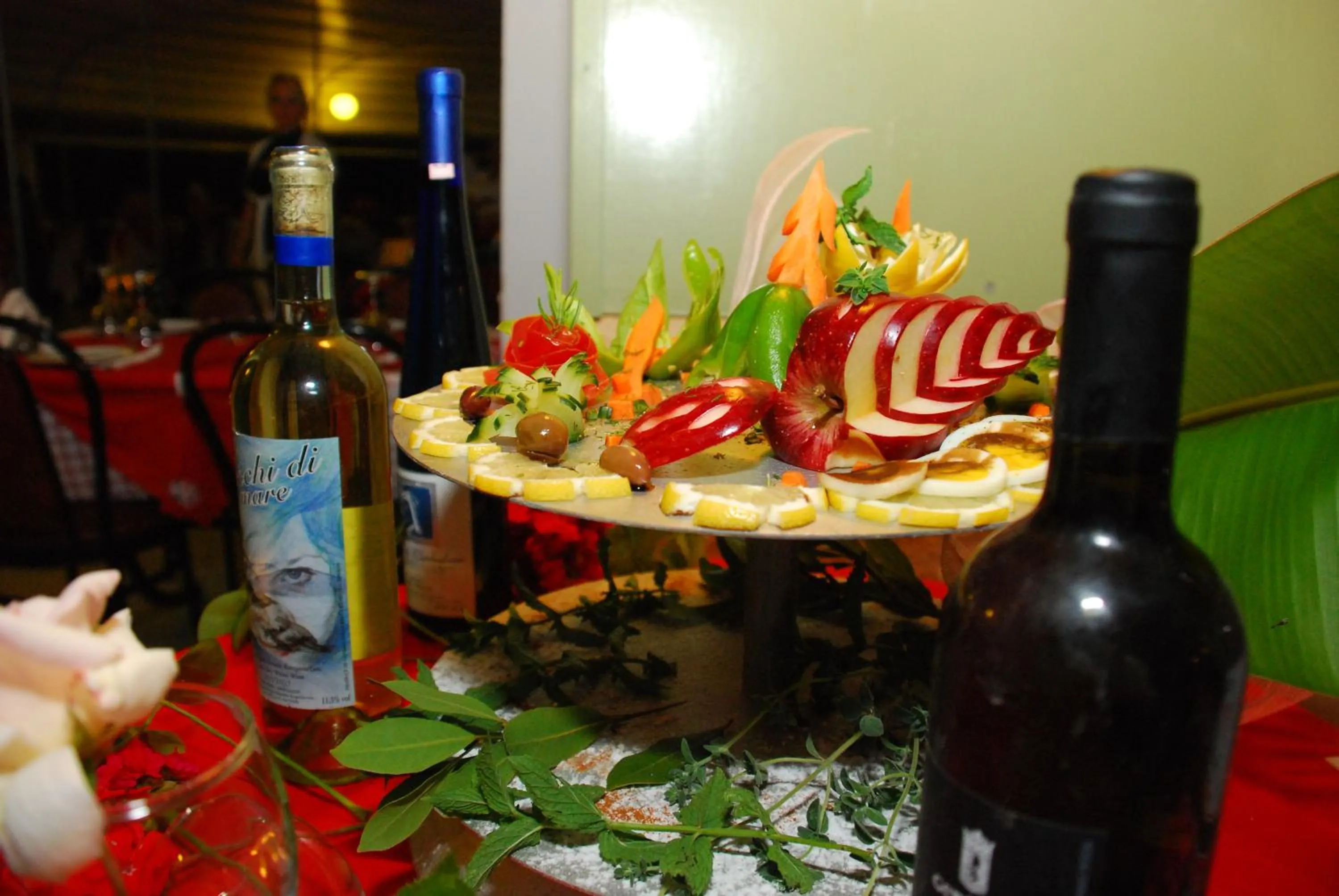 Dining area in Oskars Studios & Apartments