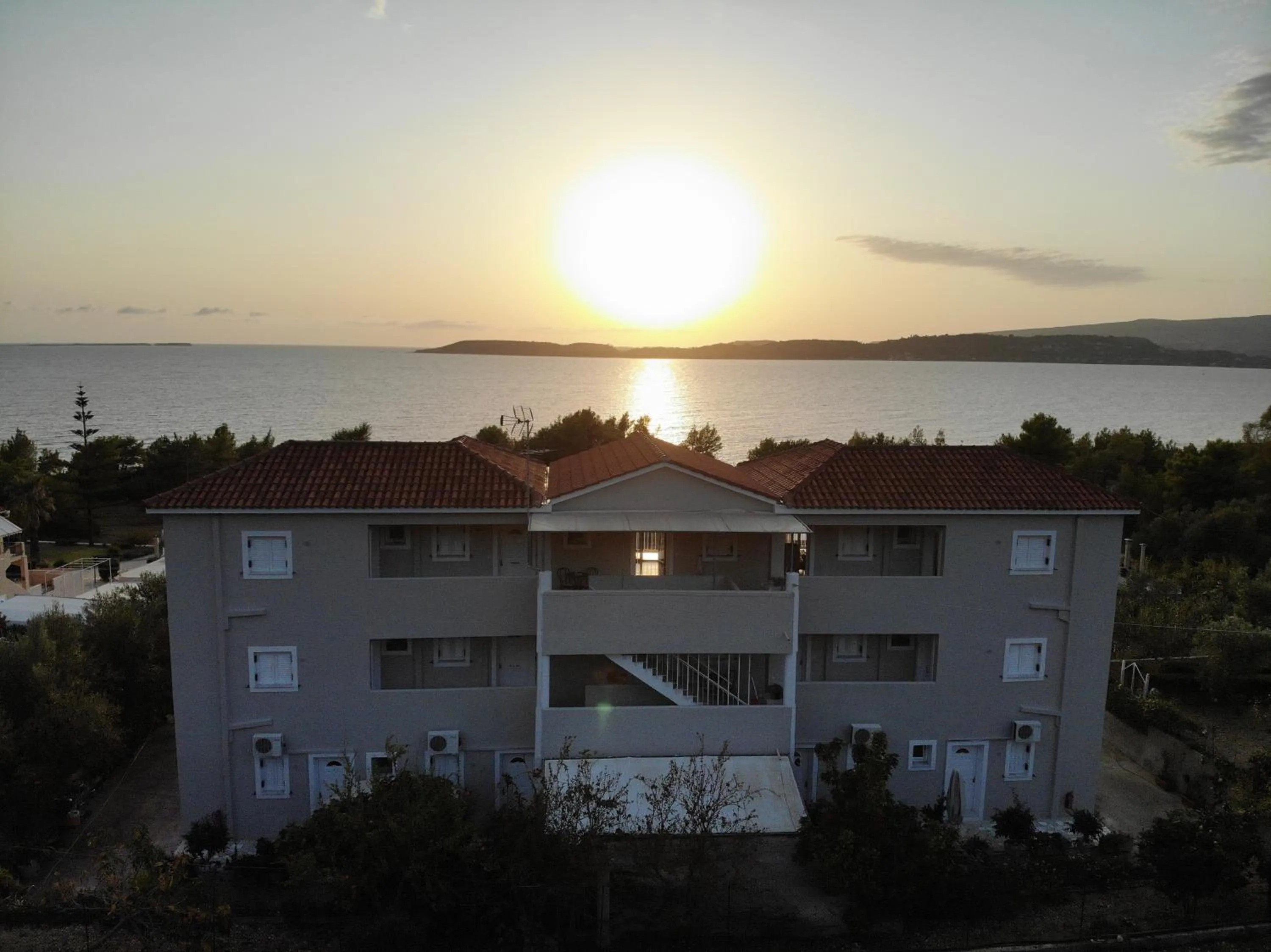 Property building in Oskars Studios & Apartments