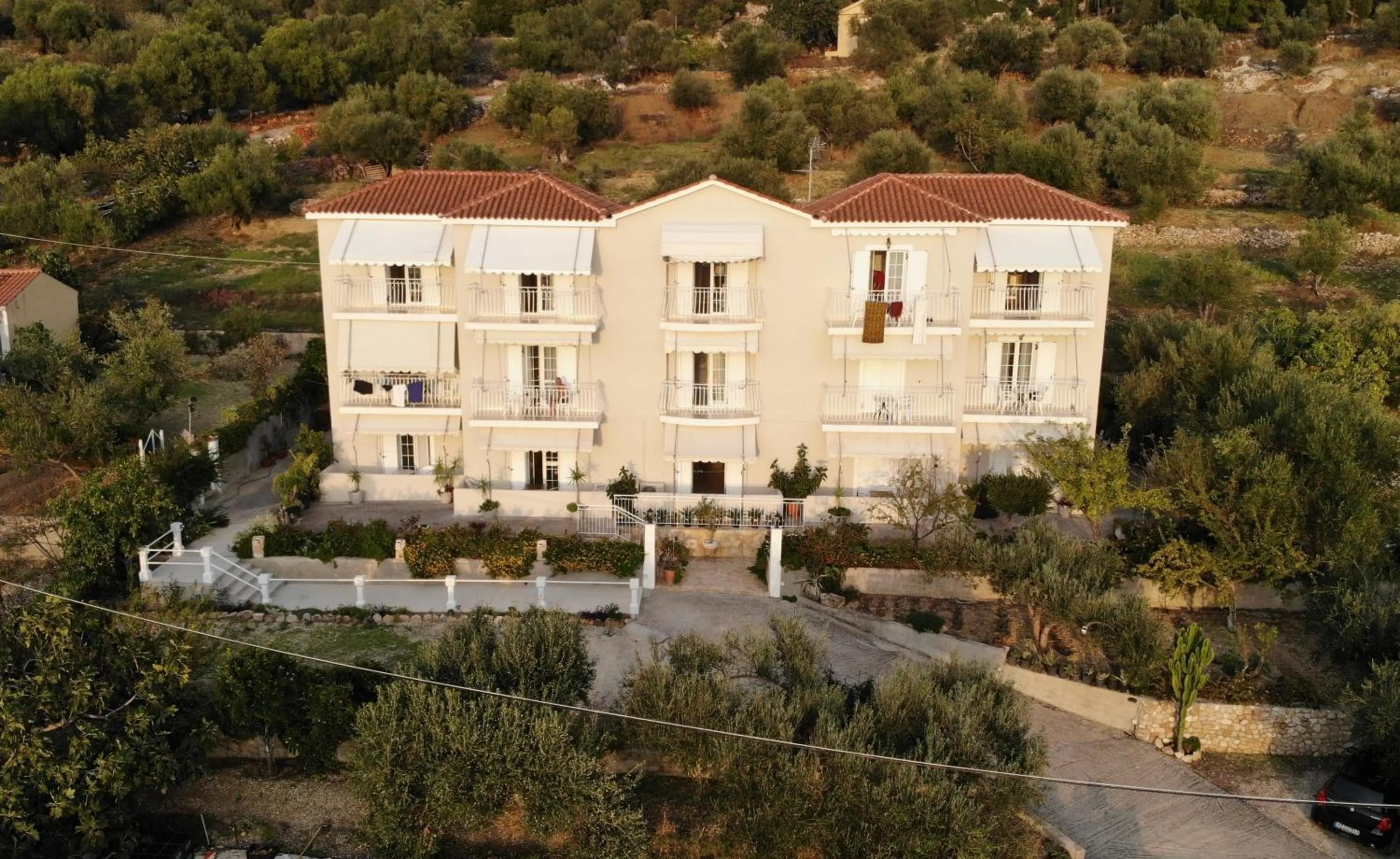 Property building in Oskars Studios & Apartments