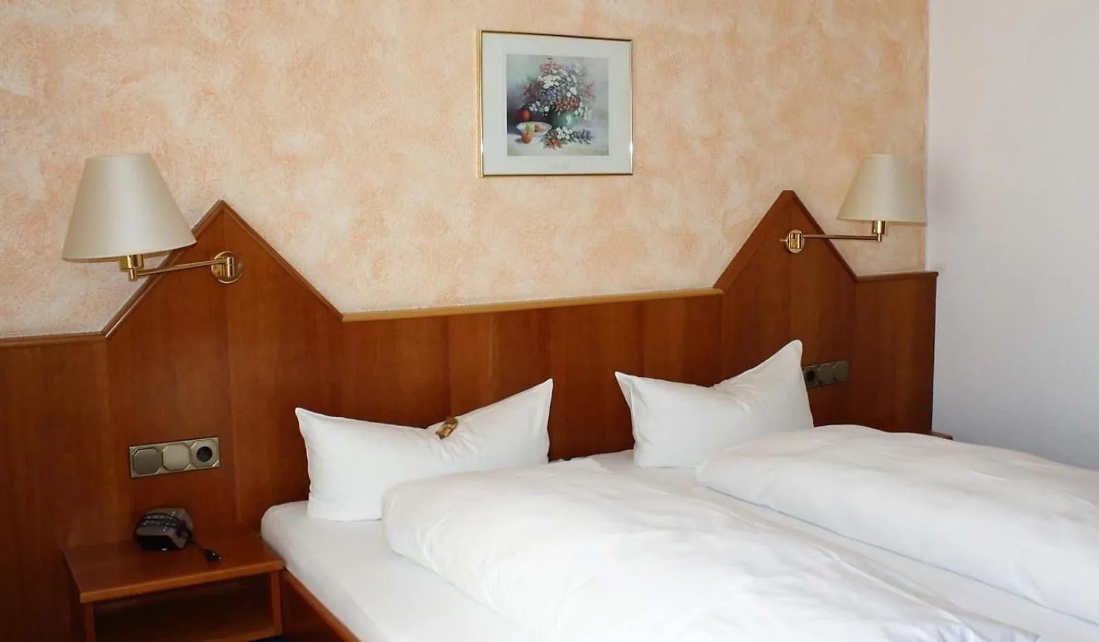 Bed in Hotel Schöne Aussicht