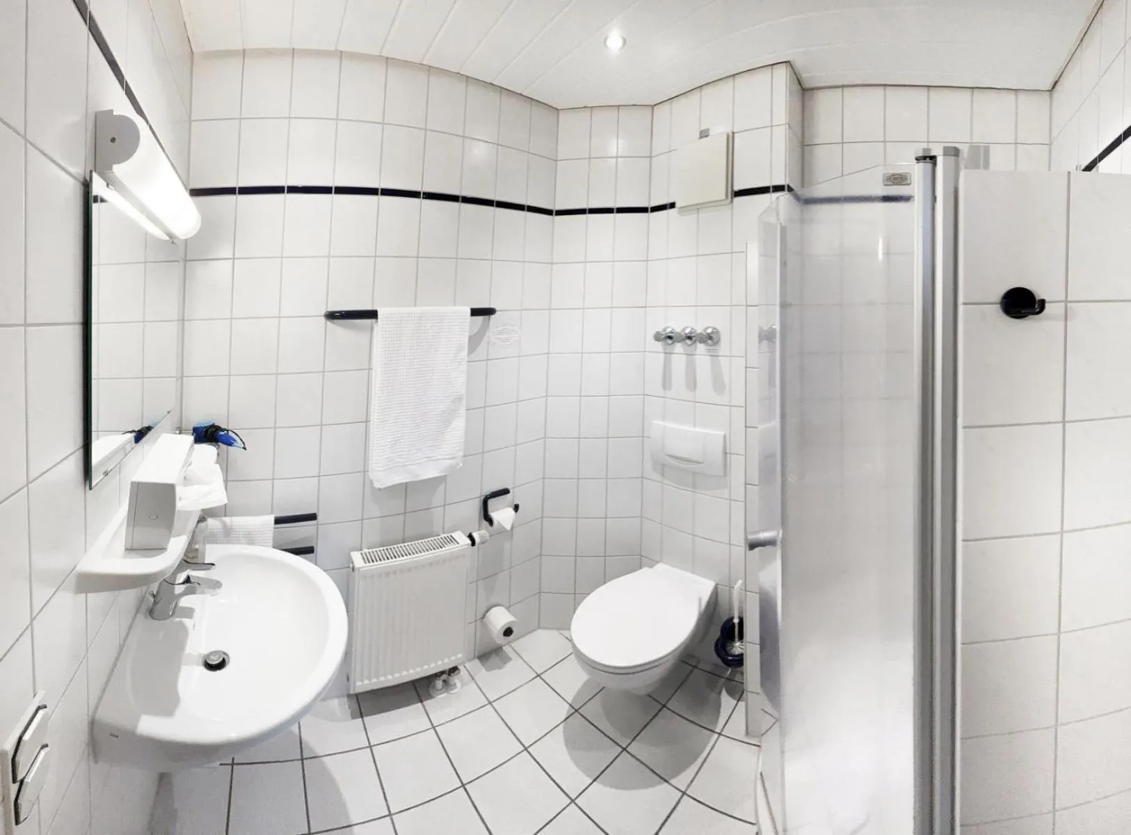 Bathroom in Hotel Schöne Aussicht