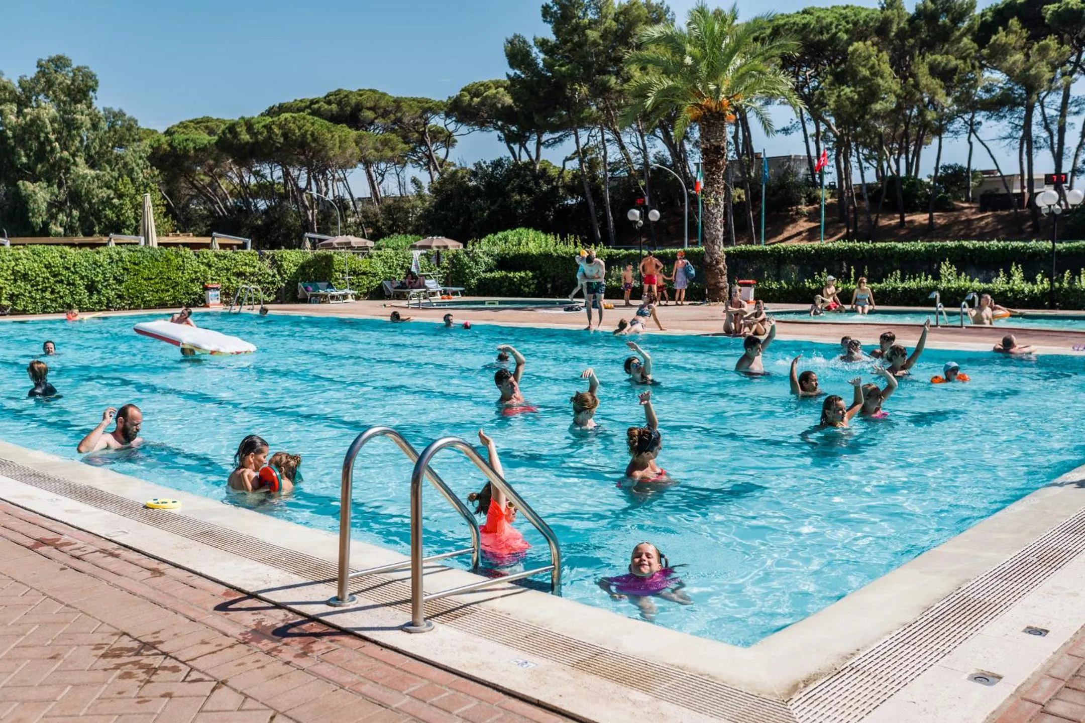 Golfo del Sole Hotel & Holiday Resort