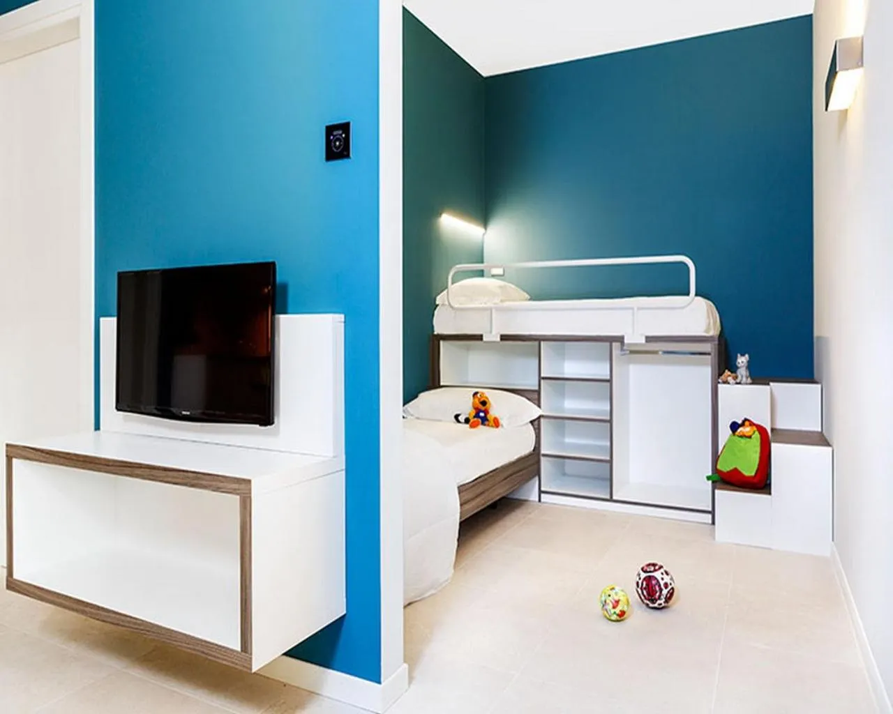 bunk bed, Bed in Golfo del Sole Hotel & Holiday Resort