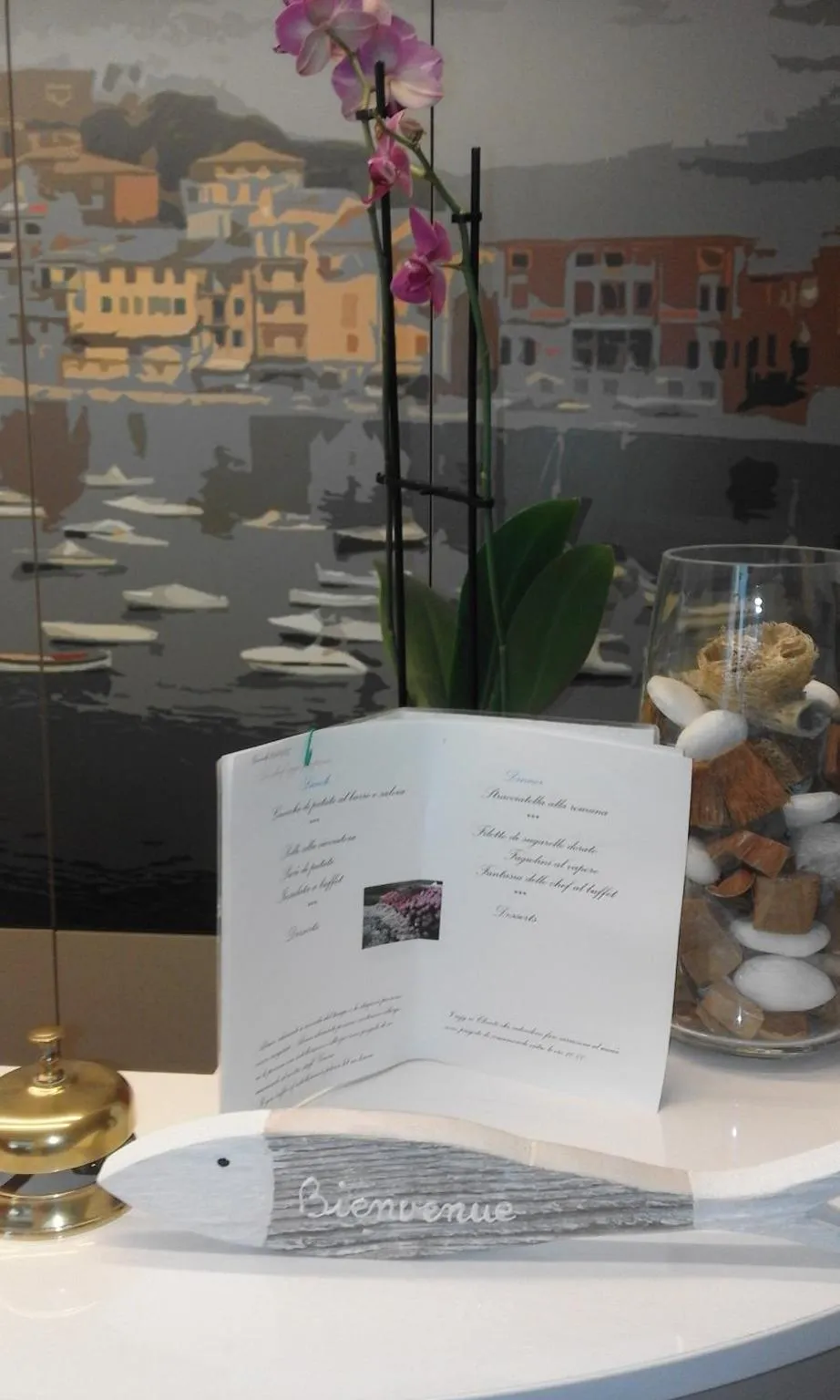 Decorative detail in Hotel Villa Rosa