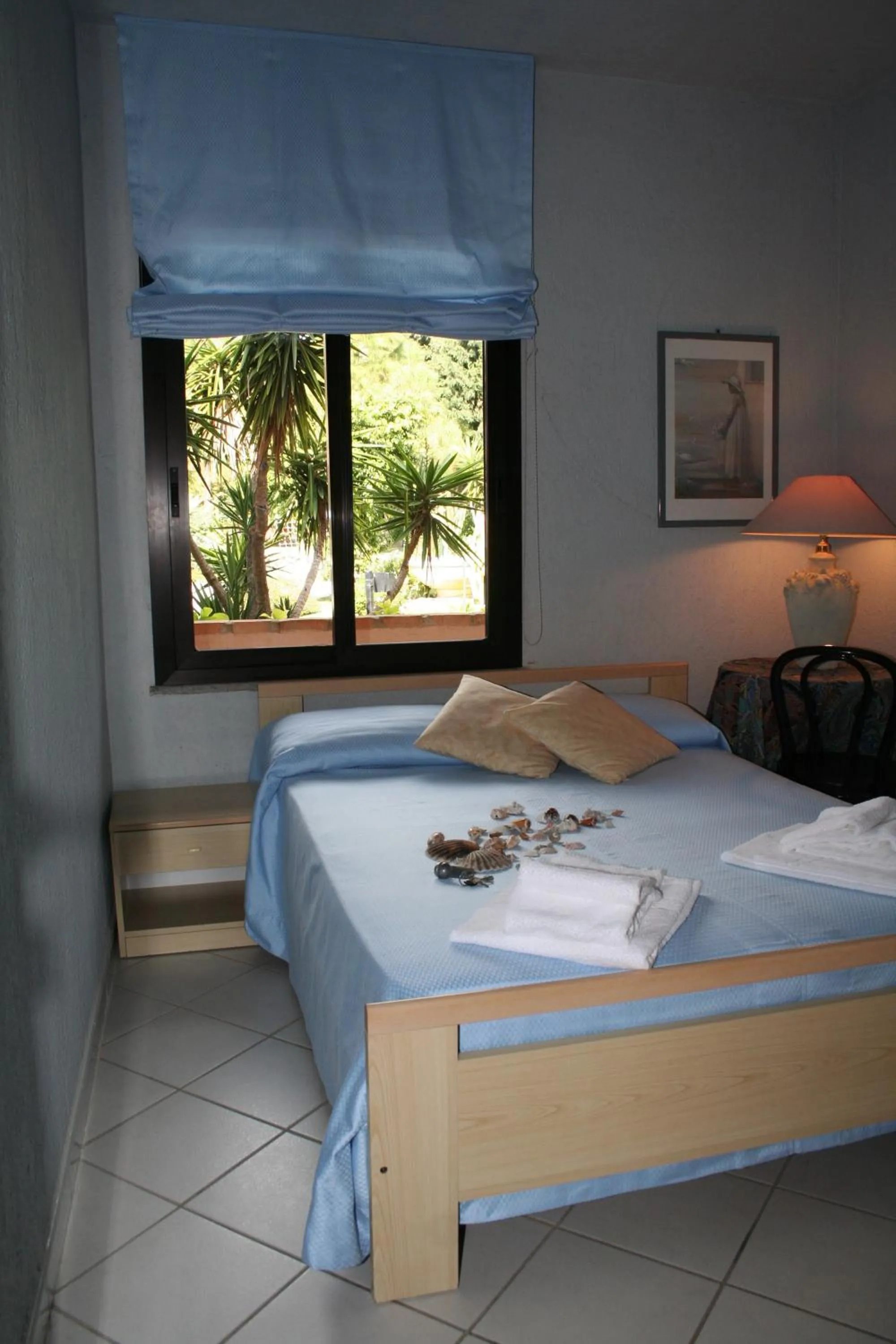 Bedroom, Bed in Verdemare Sardegna Uno