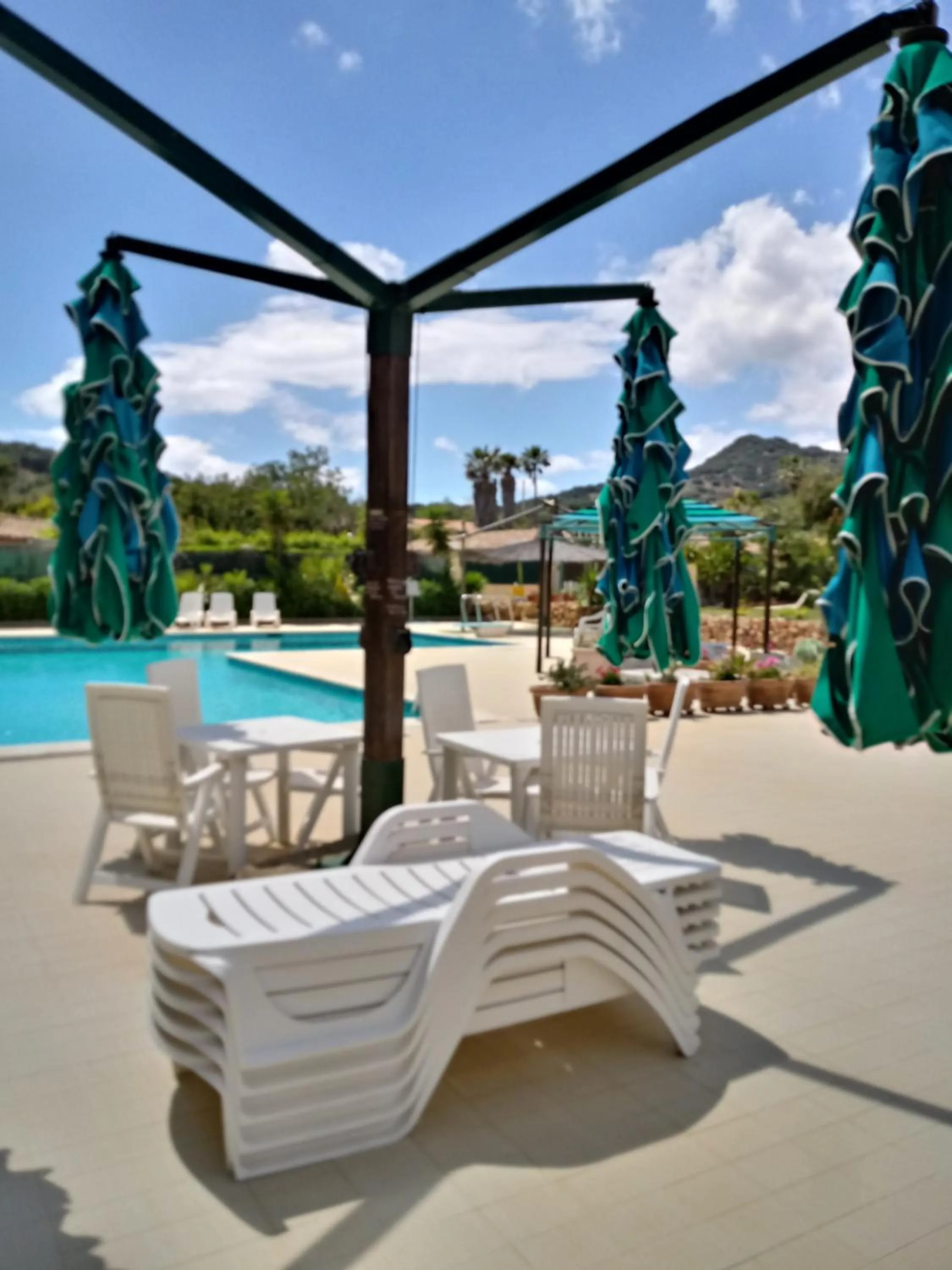 Pool view in Verdemare Sardegna Uno