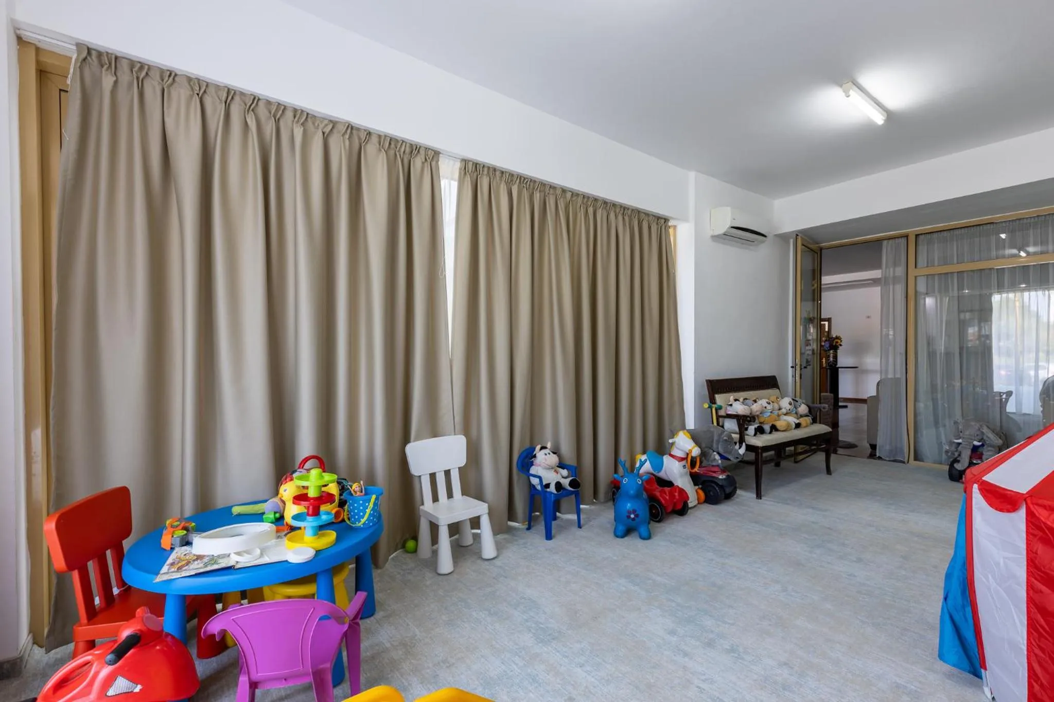 Property building in Hotel Condor