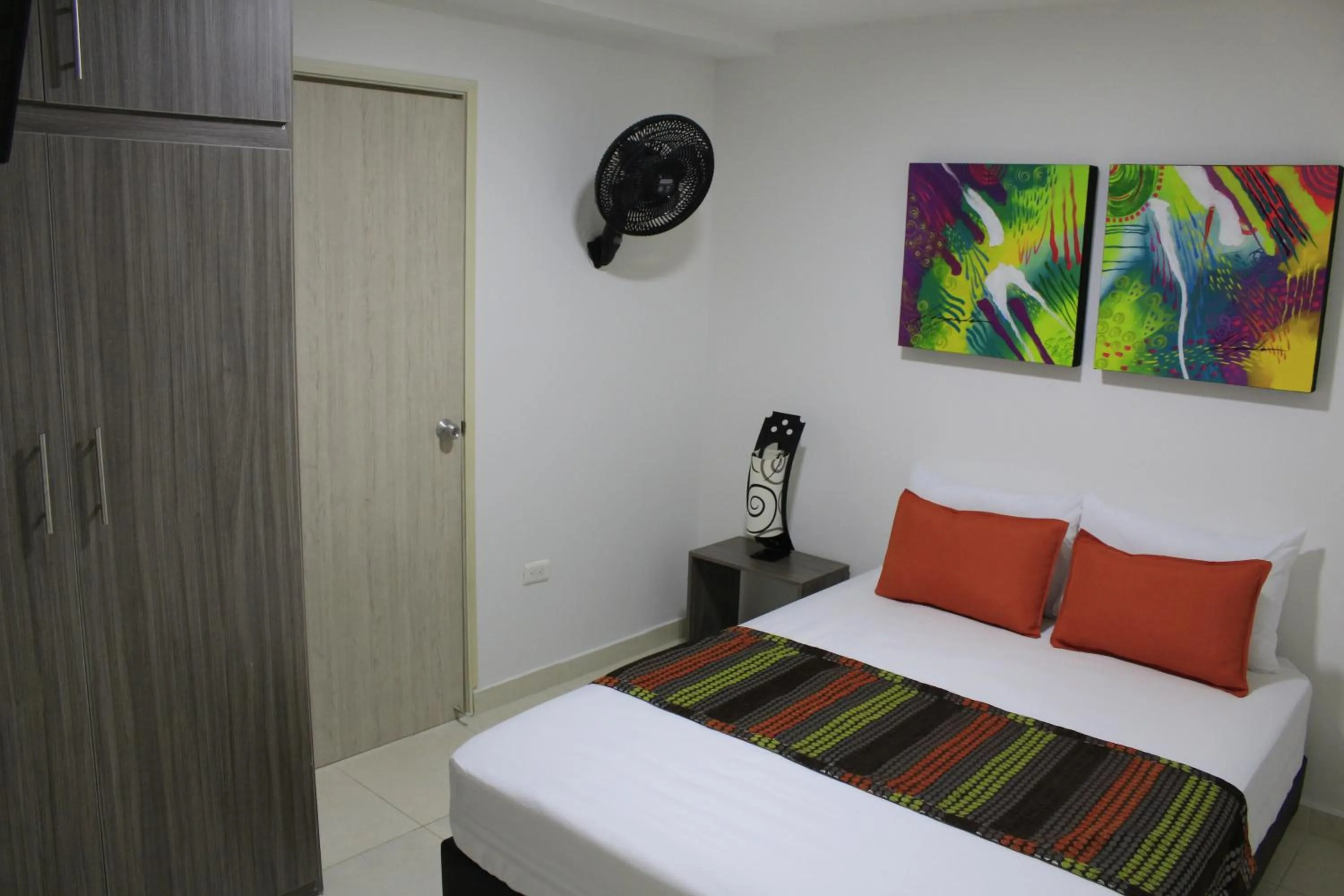 Photo of the whole room, Bed in Hotel Pereira 421