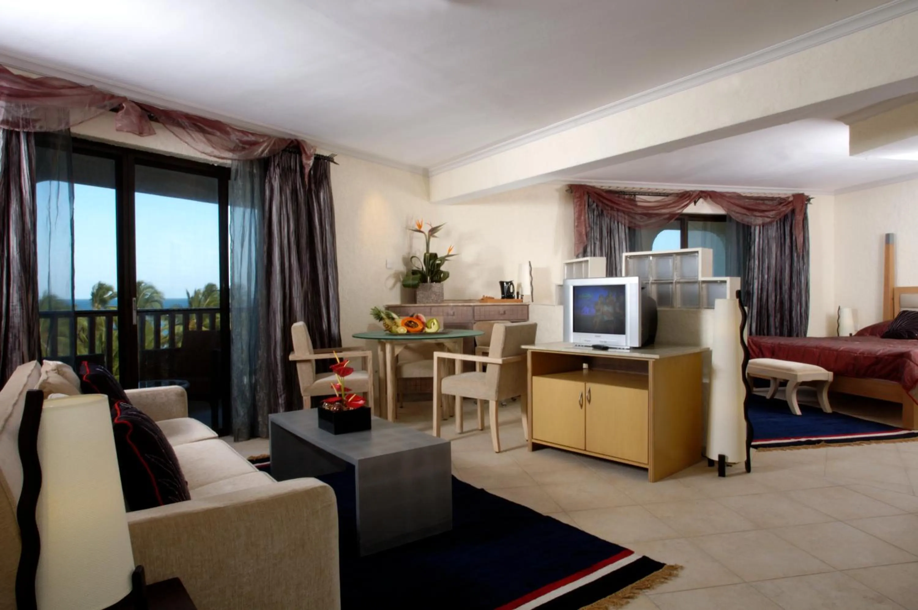 Day in Diani Reef Beach Resort & Spa - Your Beachfront Bliss Awaits