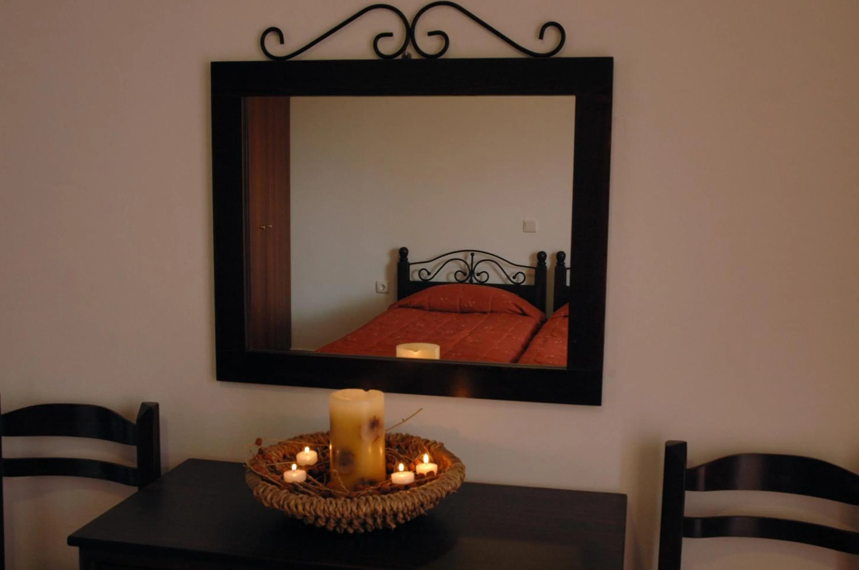 Decorative detail in Hotel Milton