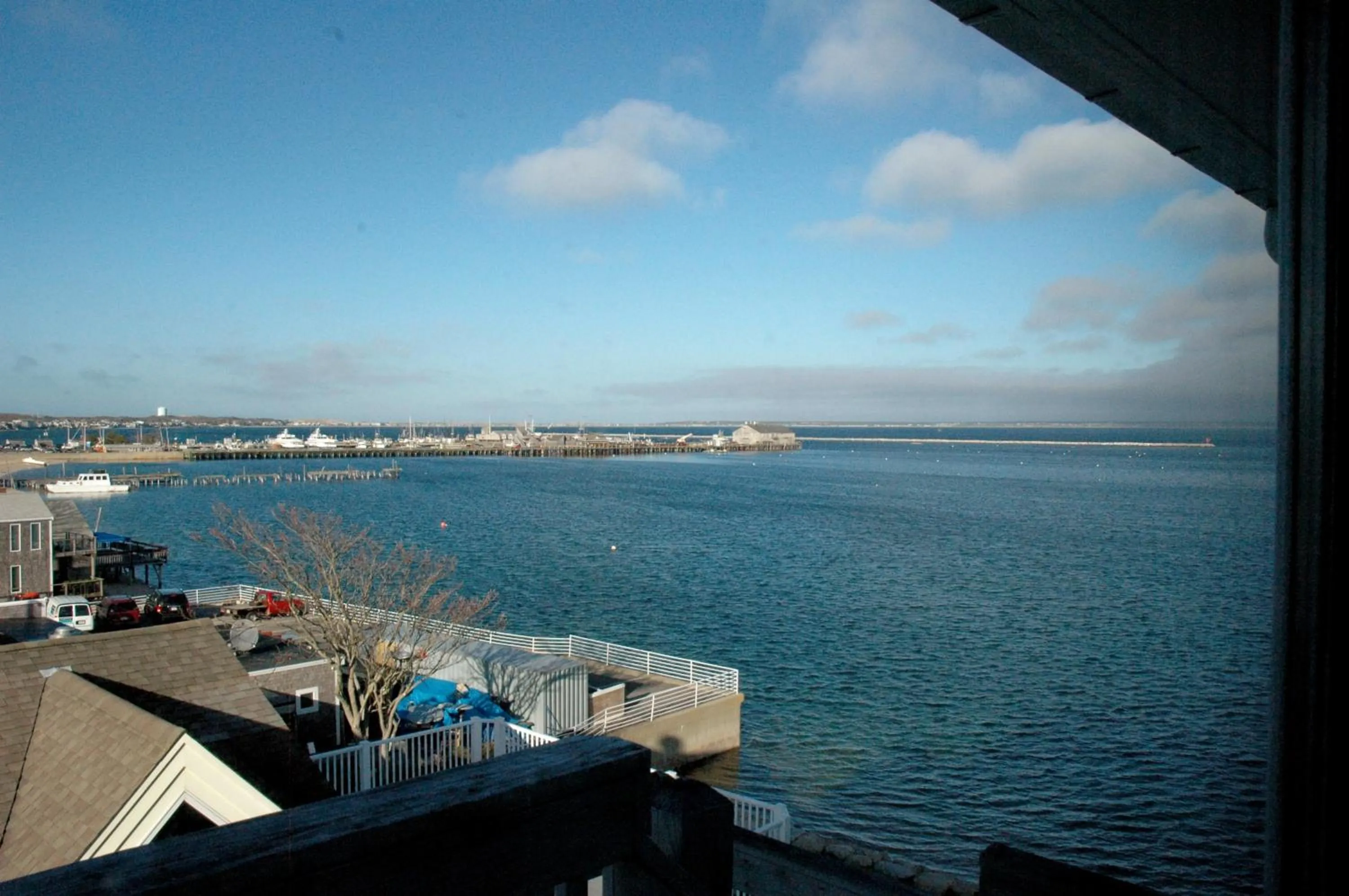 Spring in Anchor Inn Beach House