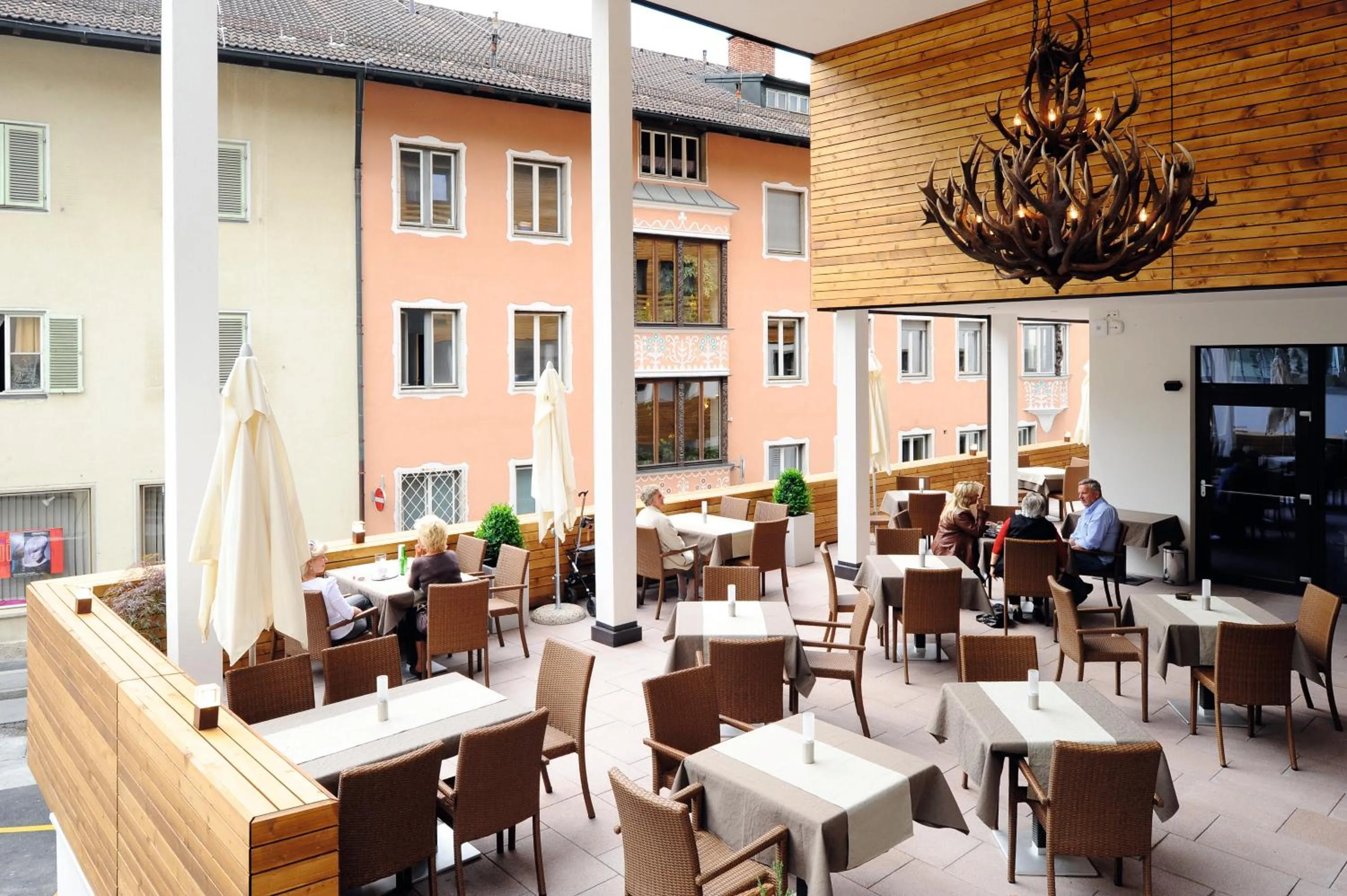 Restaurant/places to eat in Hotel Goldener Adler Wattens