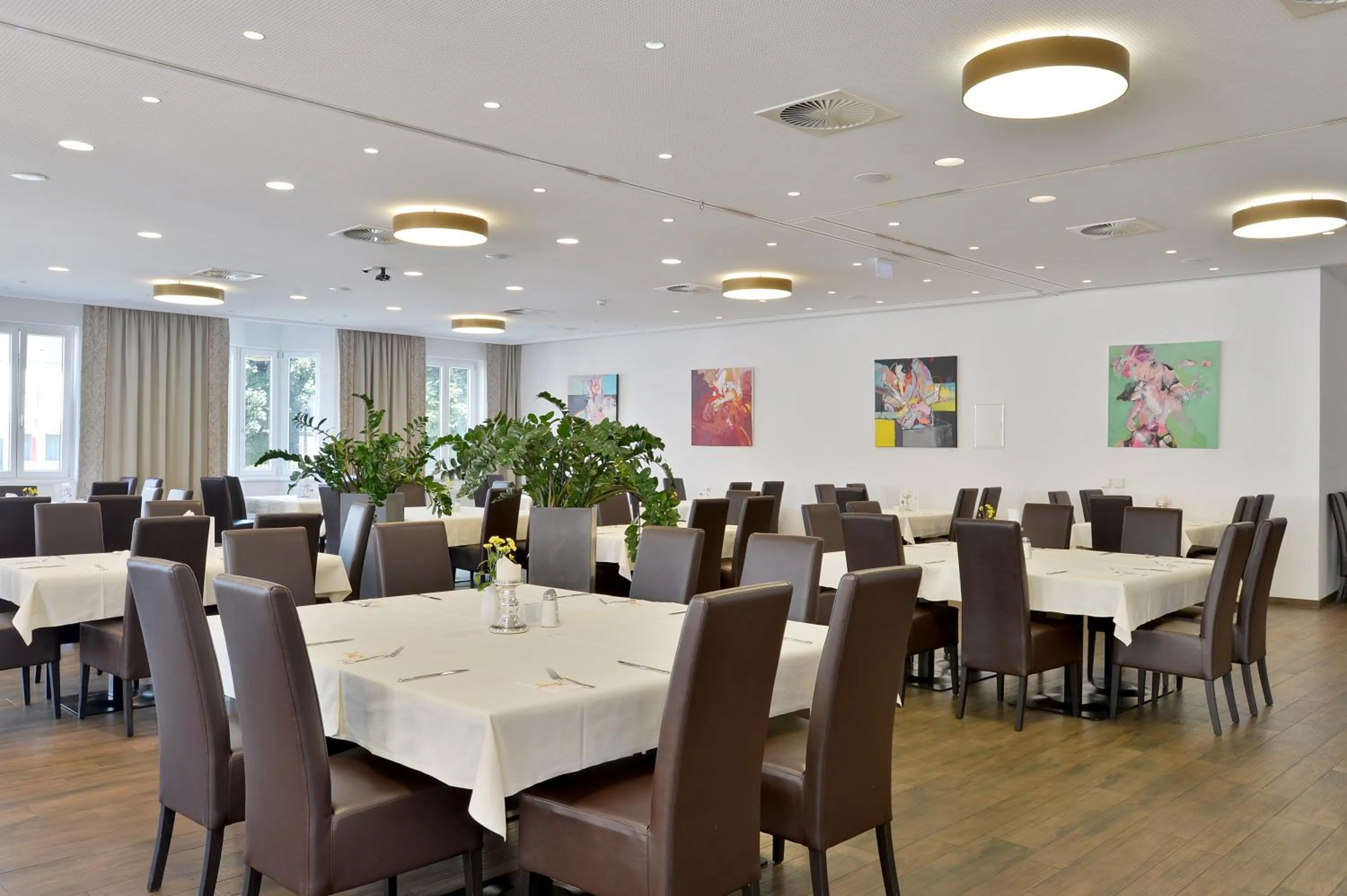 Restaurant/places to eat in Hotel Goldener Adler Wattens