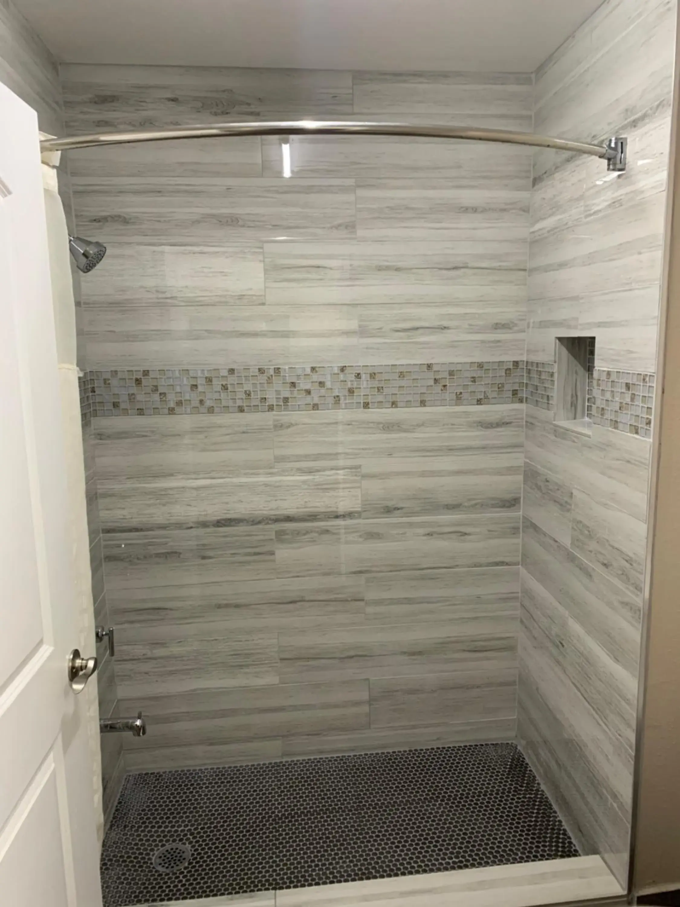 Deluxe King Suite in SouthTown S.A. Inn Deluxe King Suite in SouthTown S.A. Inn