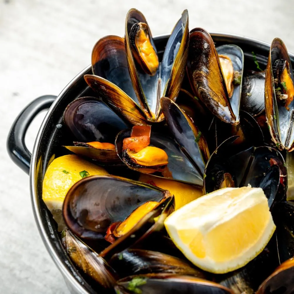 Restaurant/places to eat in Ambassador Hotel