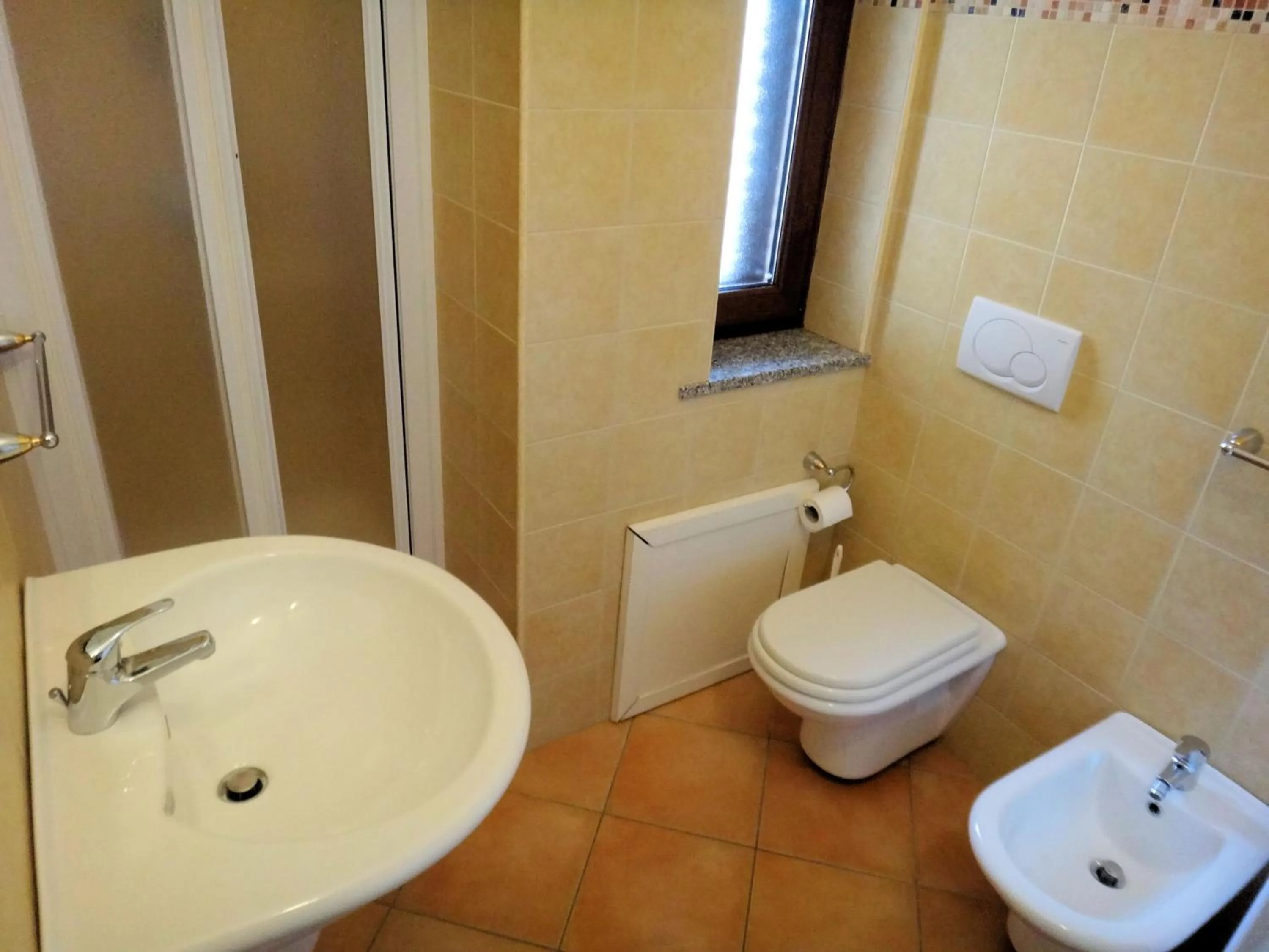 Shower in Sa Fiorida Appartamenti