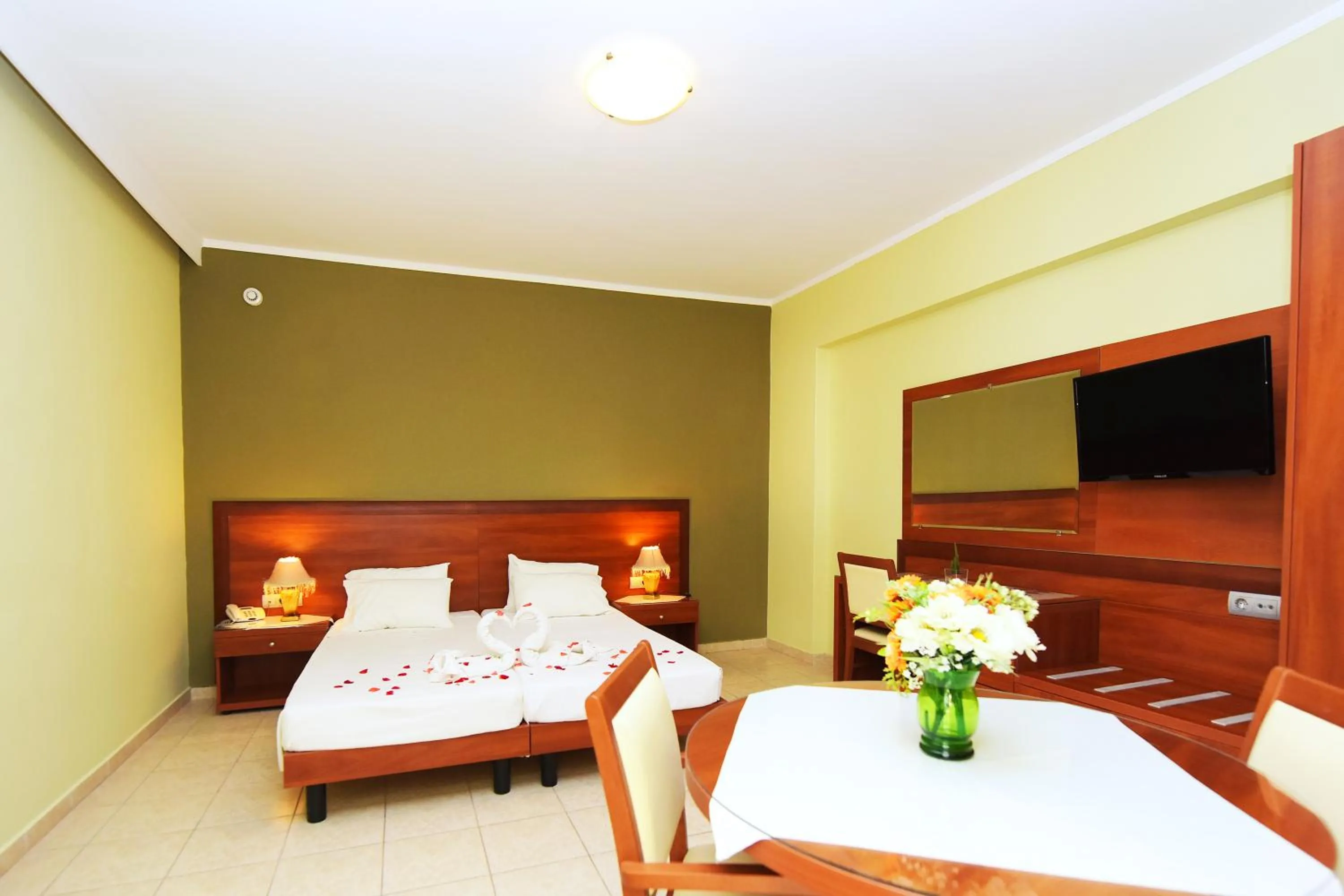 Bed in Esmeralda Hotel