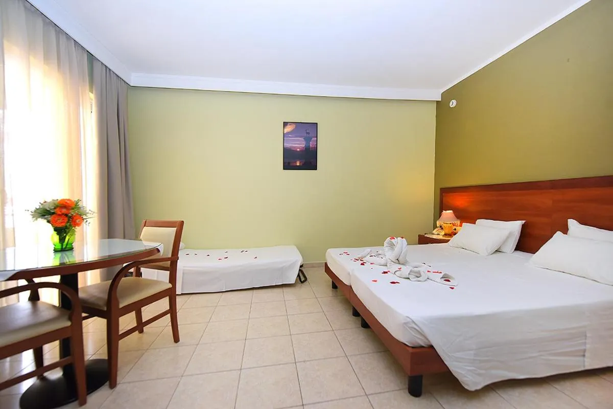 Bed in Esmeralda Hotel