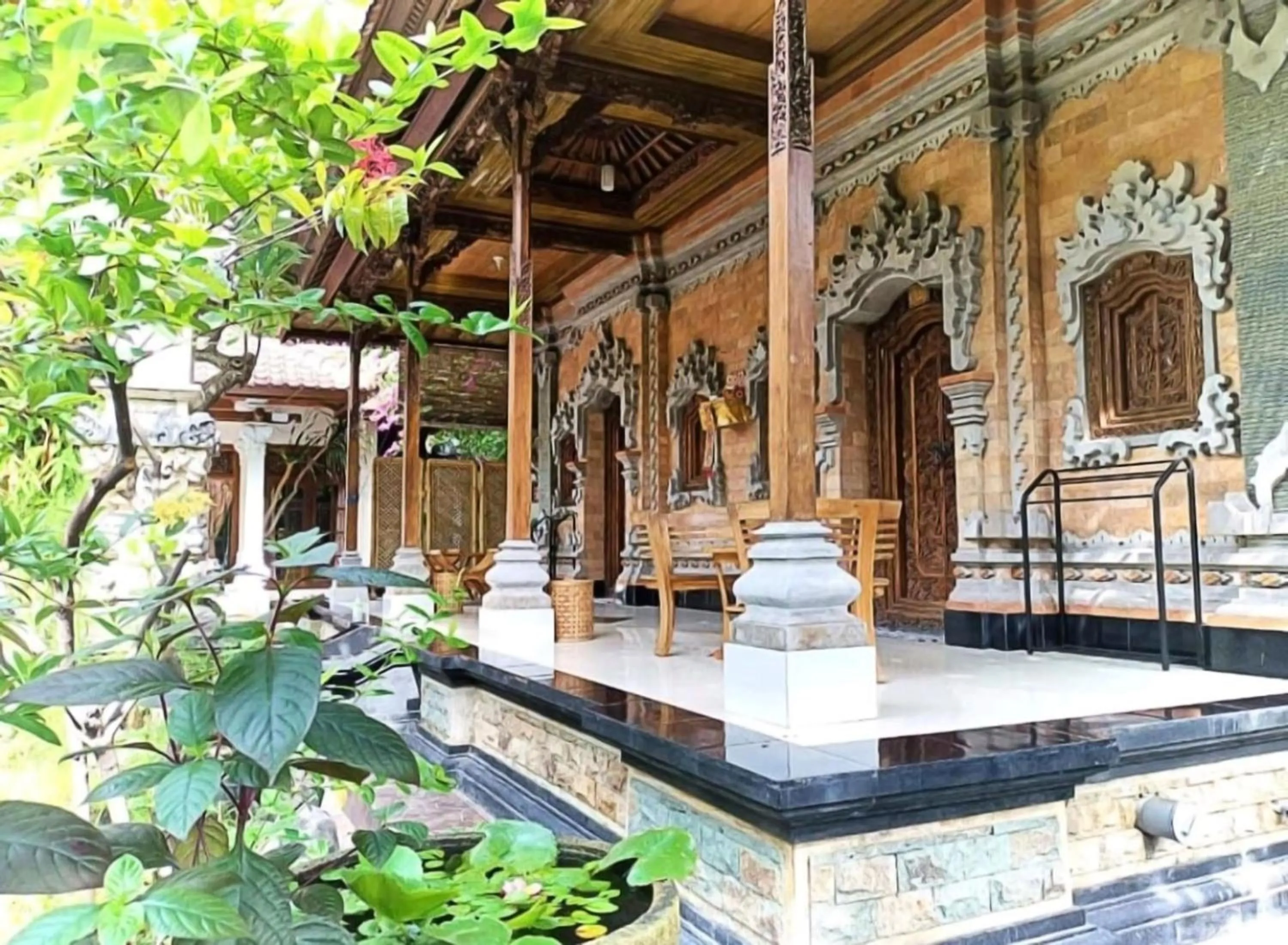 Patio in Green Palace Homestay