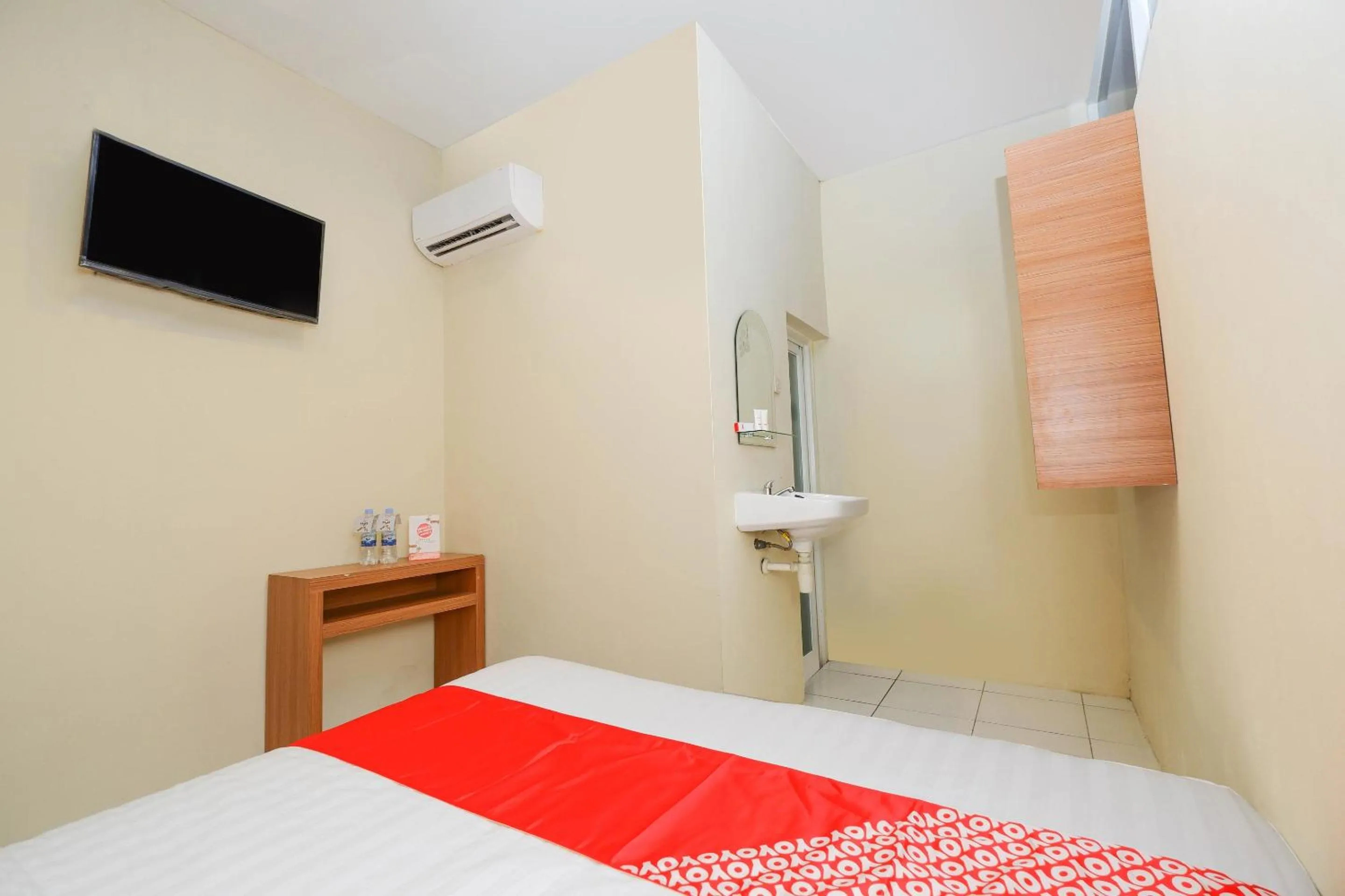 Bedroom, Bed in Hotel O Unta Residence