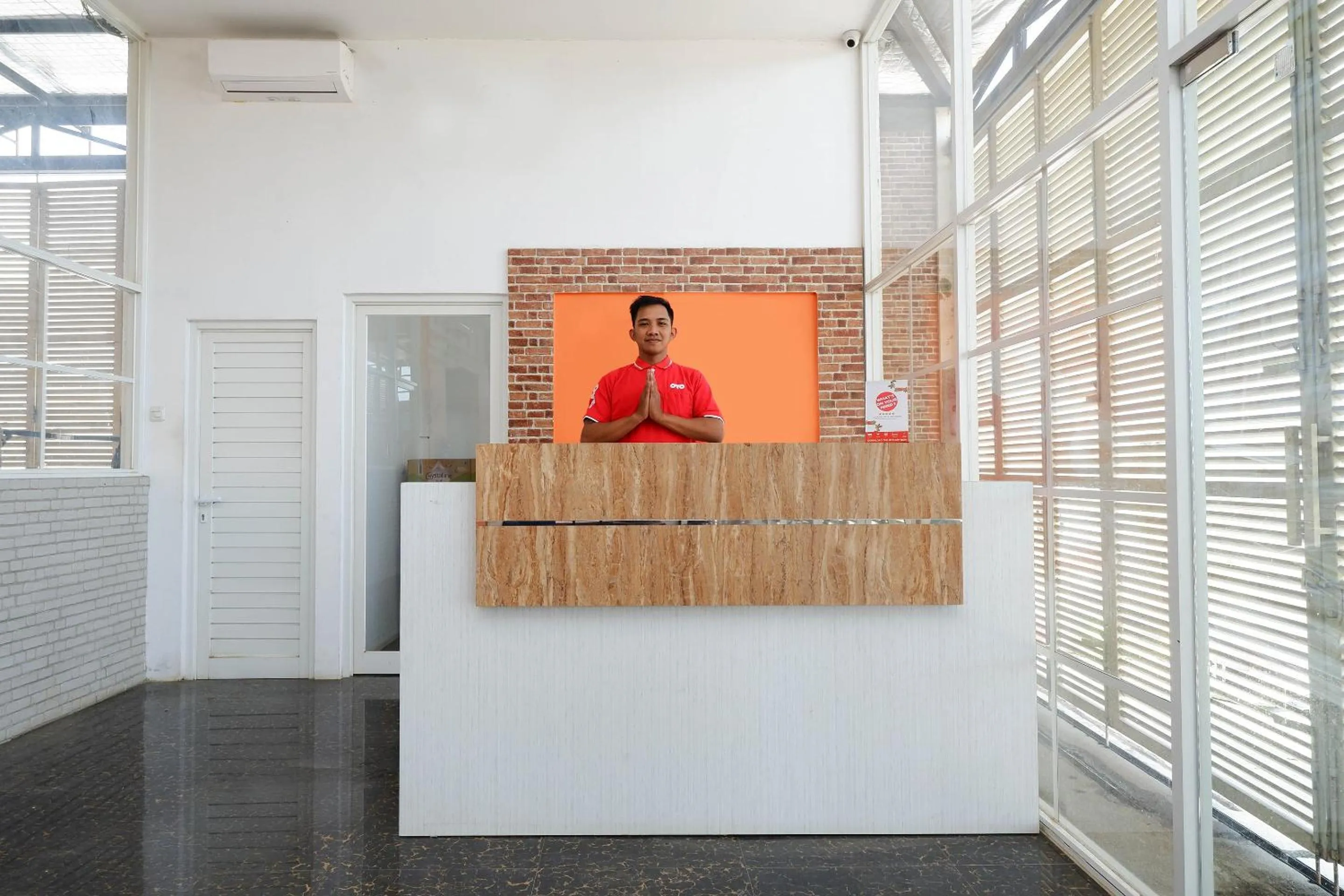 Lobby or reception in Hotel O Unta Residence