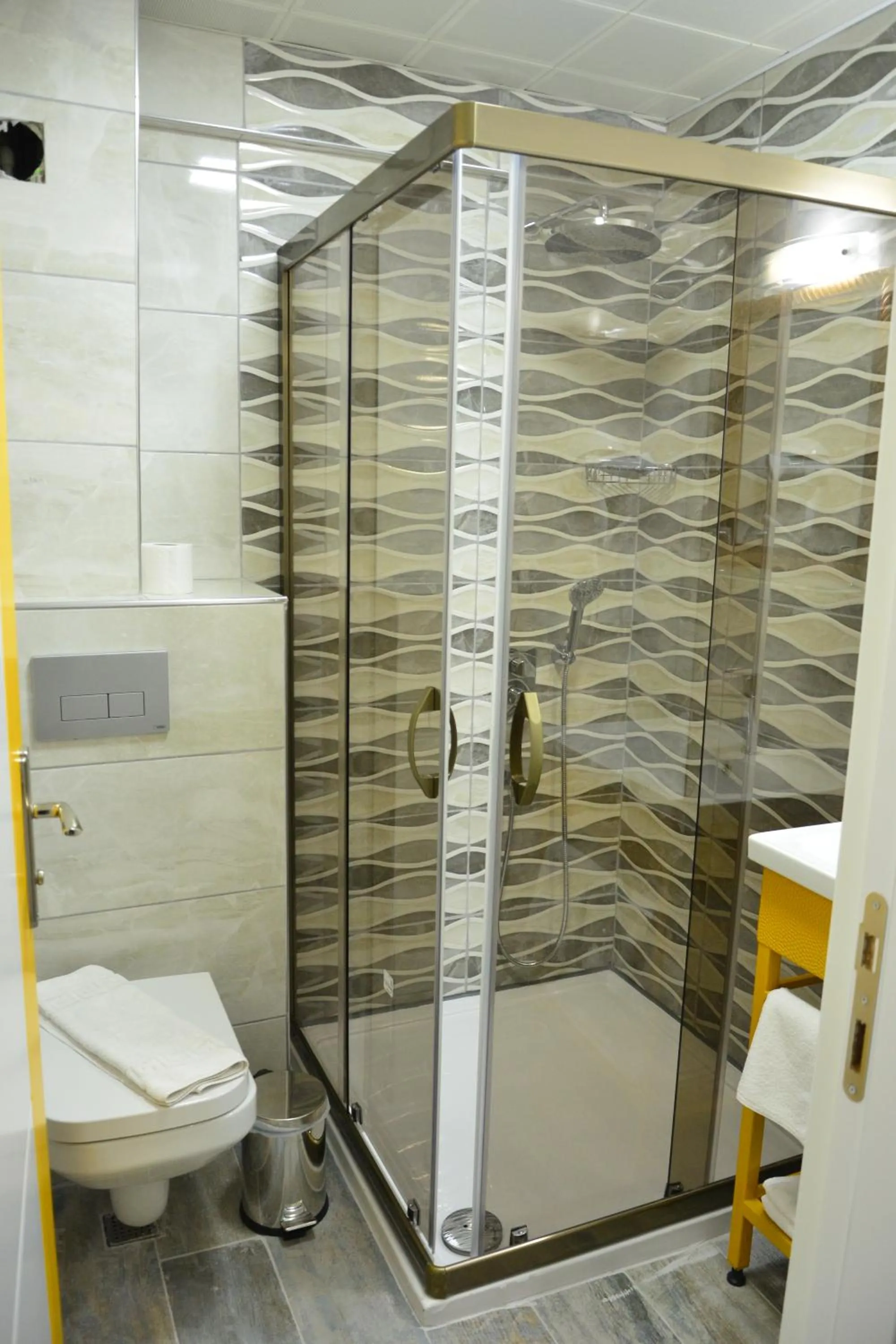 Bathroom in Yade Luxe Hotel