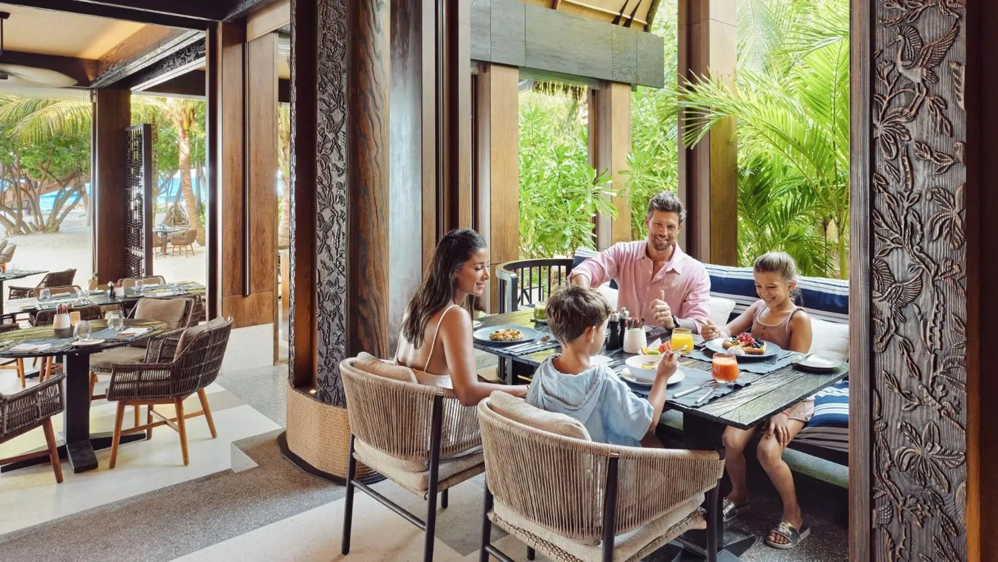 Restaurant/places to eat in JOALI Maldives