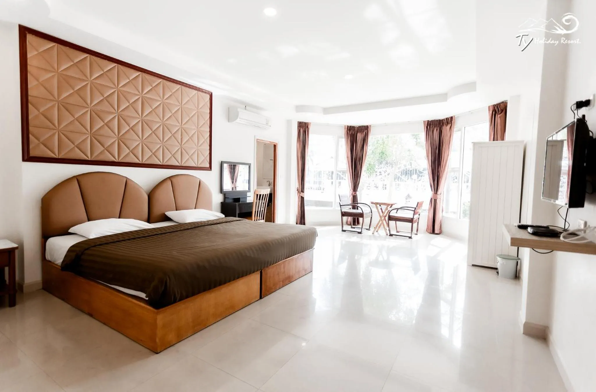 Bed in TY Holiday Resort