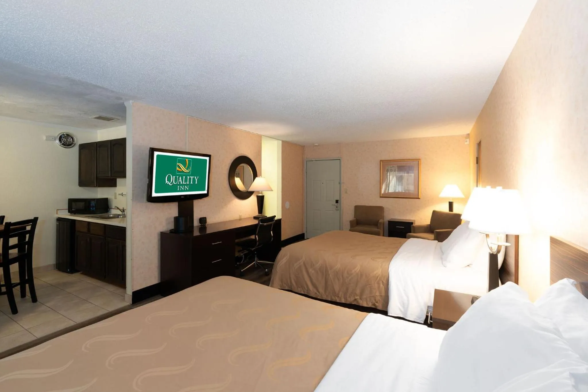 Bed in Quality Inn Havre