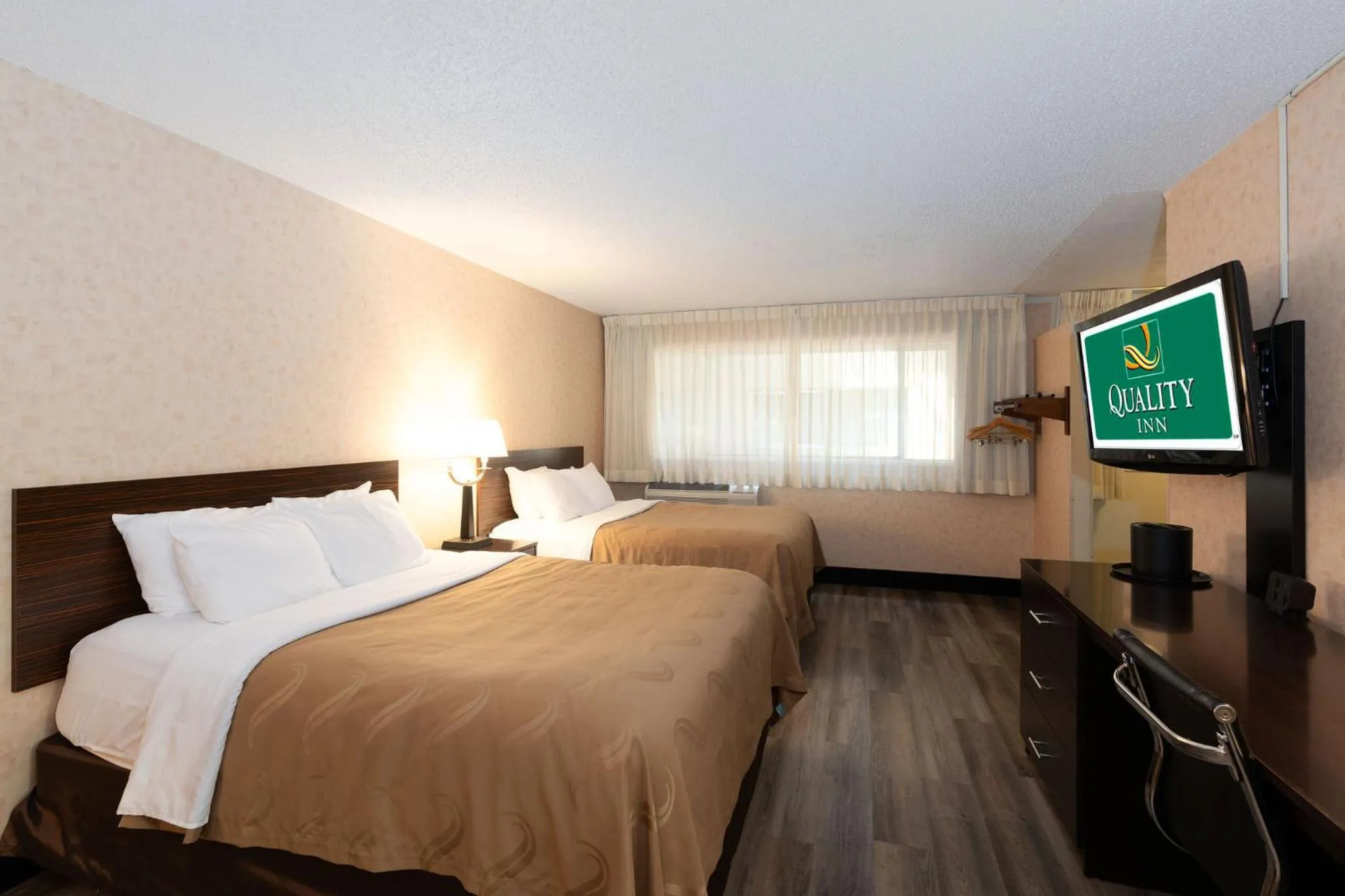 Bed in Quality Inn Havre