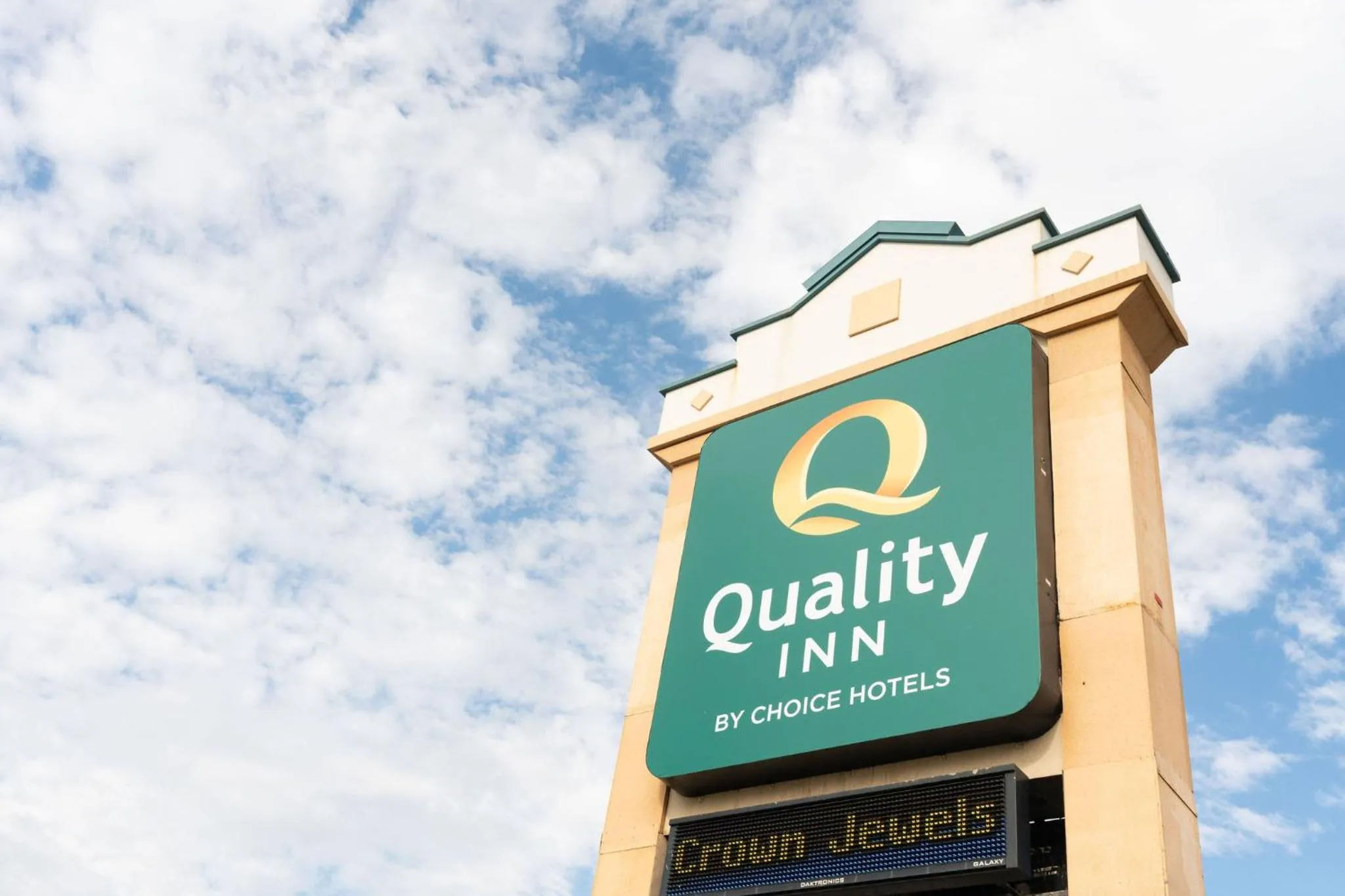 Property building in Quality Inn Havre