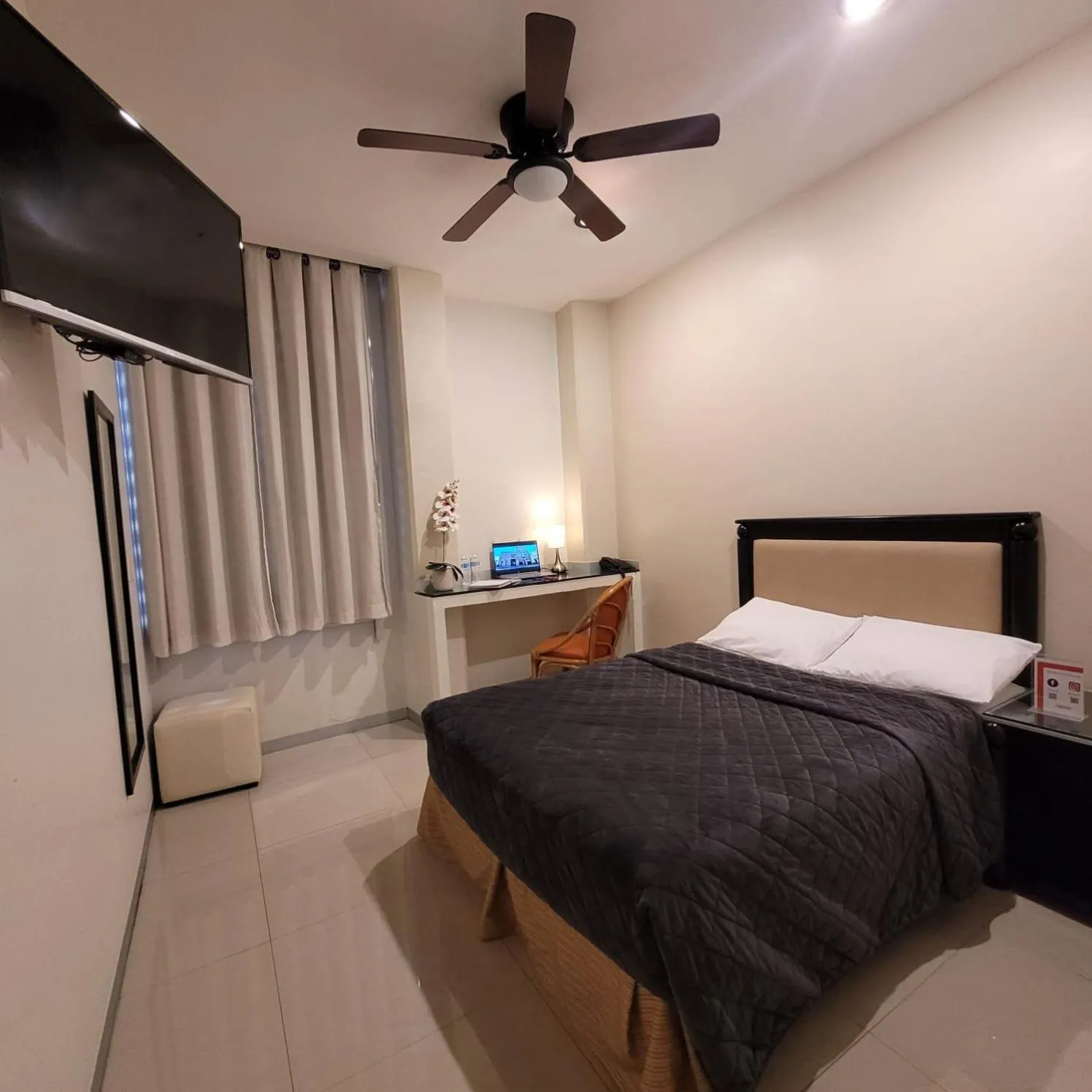 TV and multimedia in Hotel CH