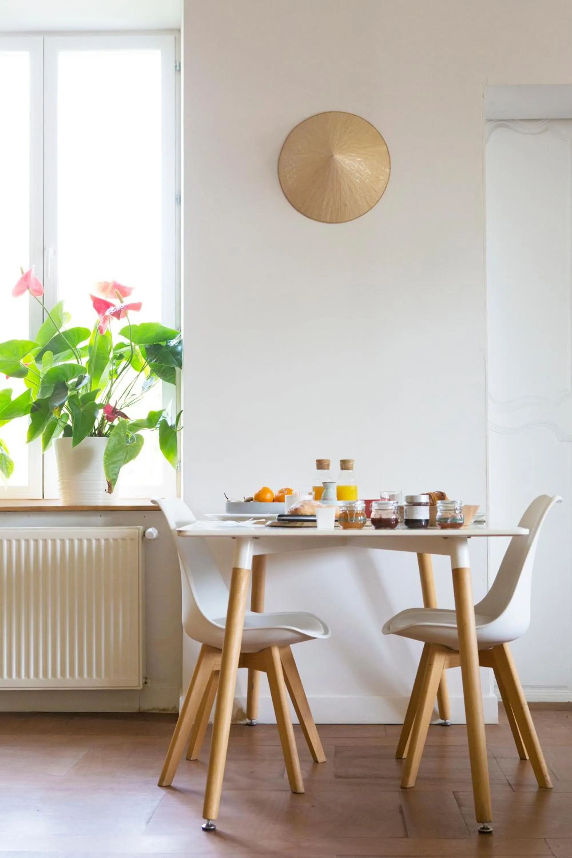 Breakfast in Chateau Saint Martin B&B