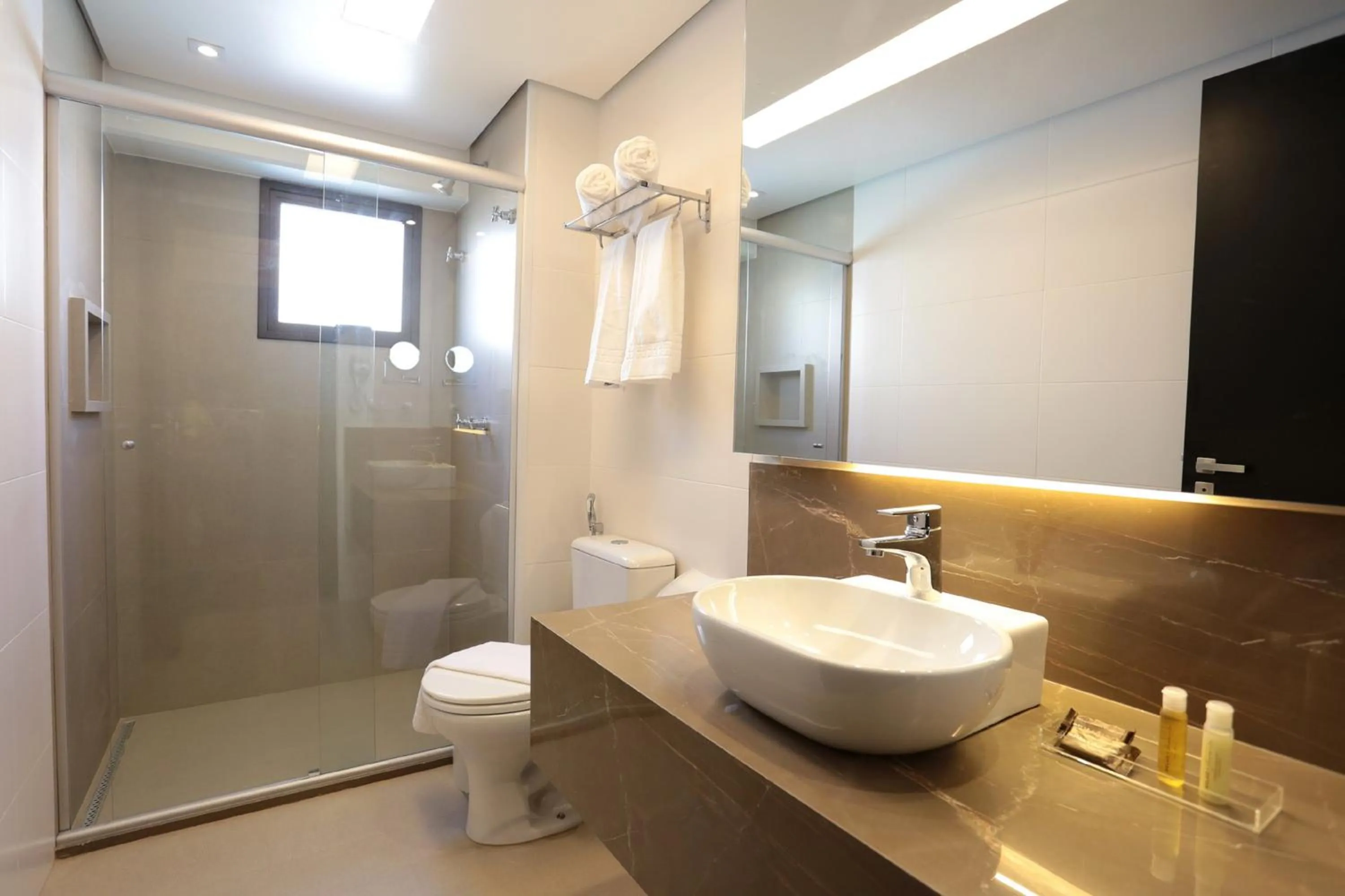 Bathroom in Oasis Plaza Hotel