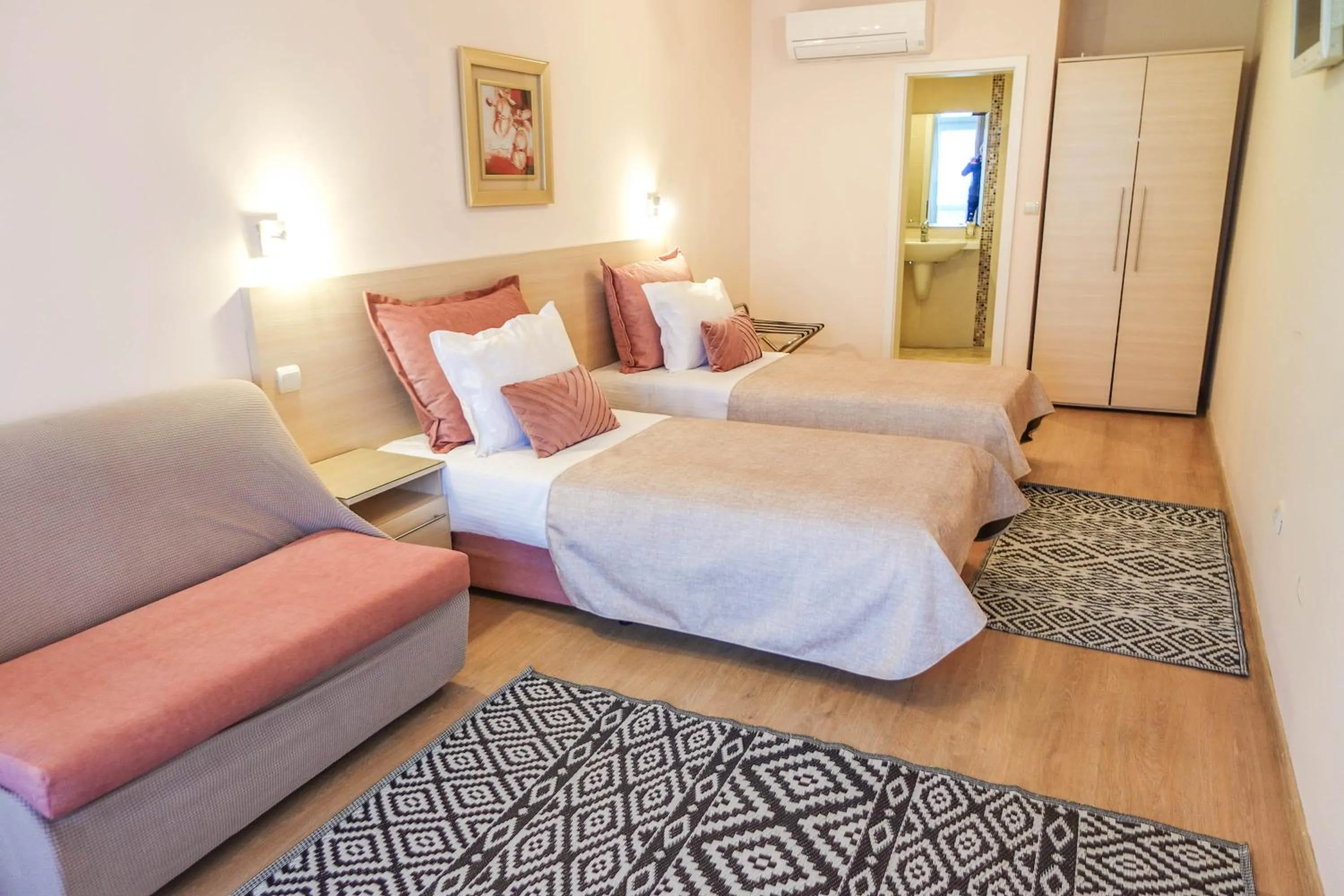 Bed in Hotel Acropolis