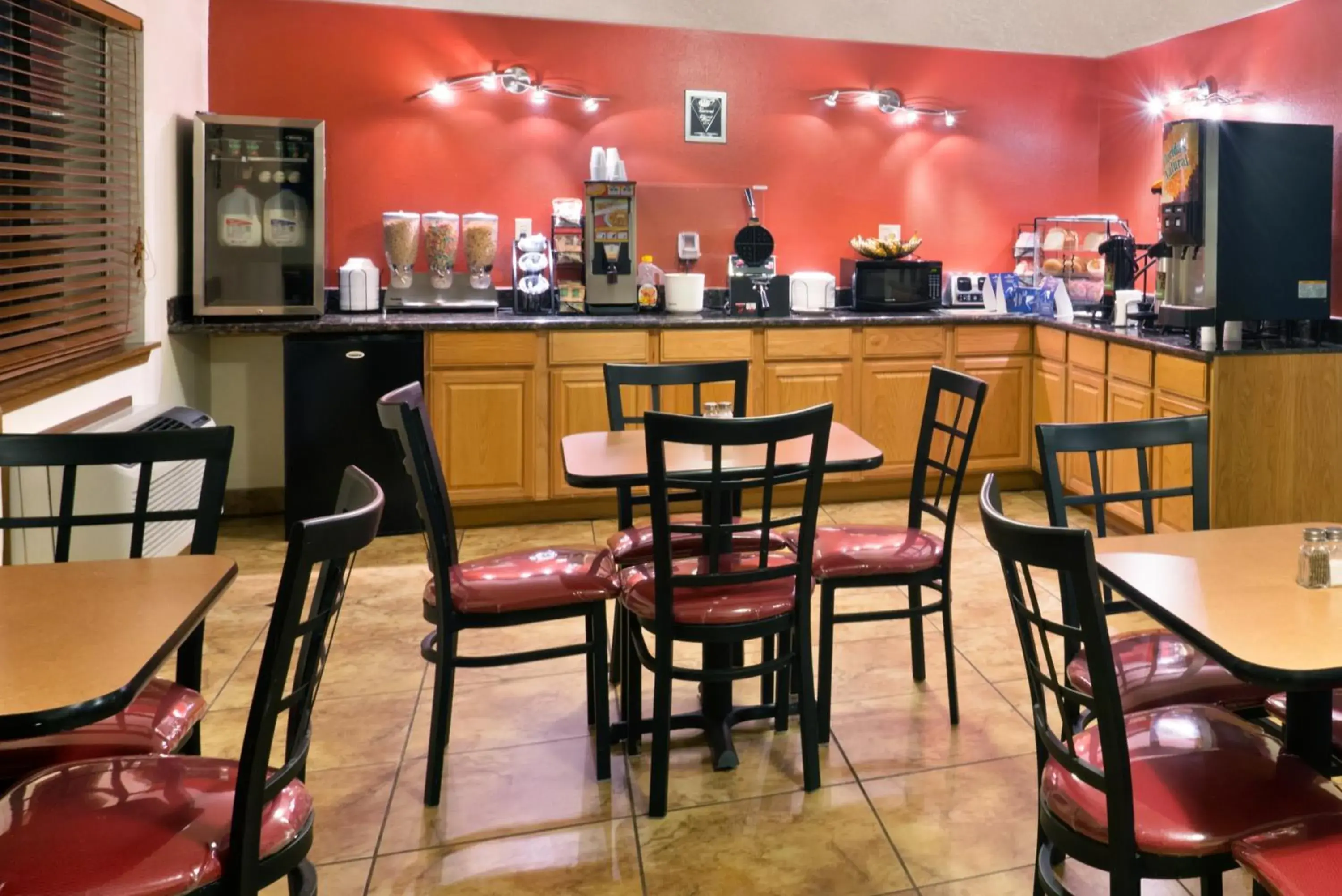 Room with Two Double Beds in Super 8 by Wyndham Alamogordo - White Sands Room with Two Double Beds in Super 8 by Wyndham Alamogordo - White Sands