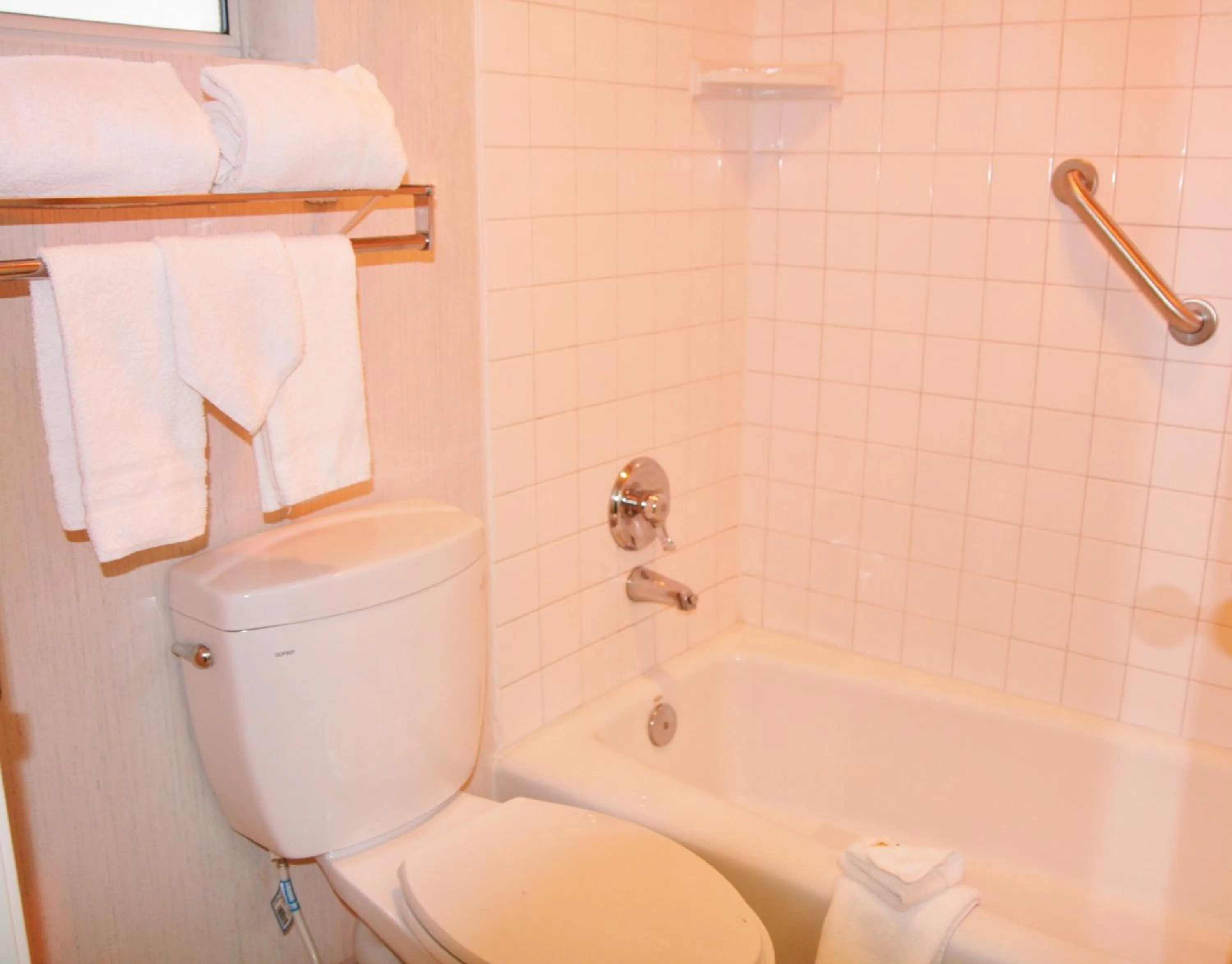 Bathroom in Days Inn by Wyndham Rocklin/Sacramento