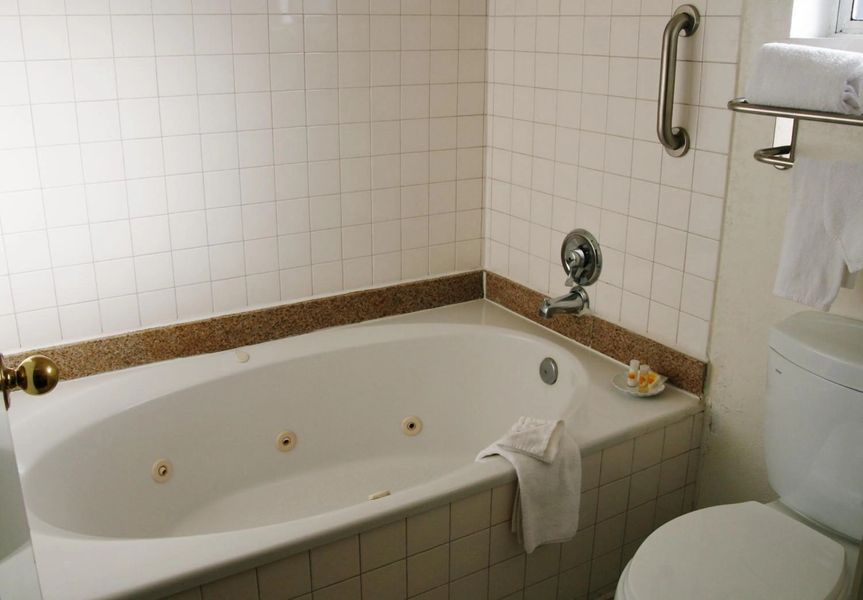 Bathroom in Days Inn by Wyndham Rocklin/Sacramento