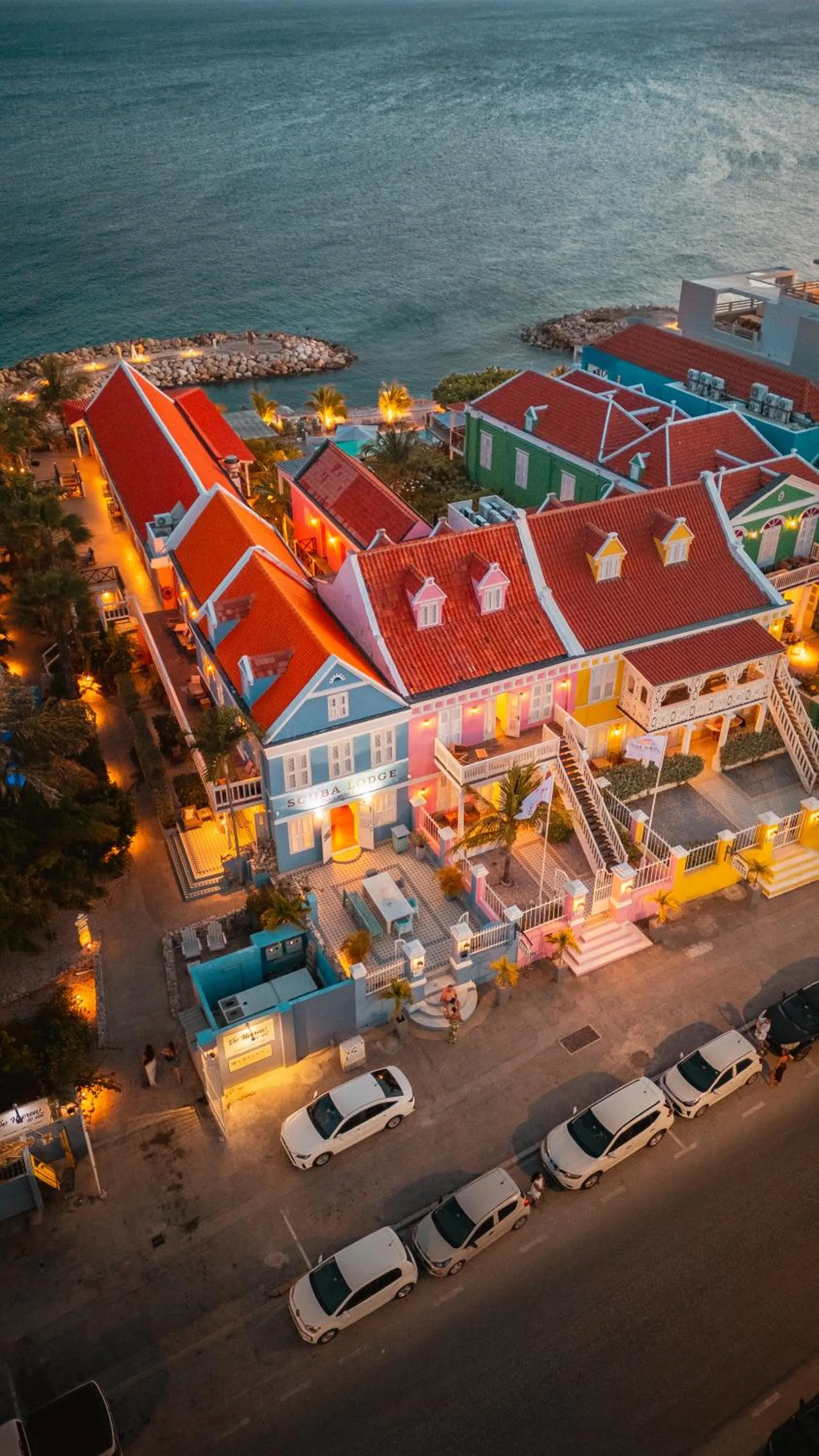 Property building in Scuba Lodge & Suites