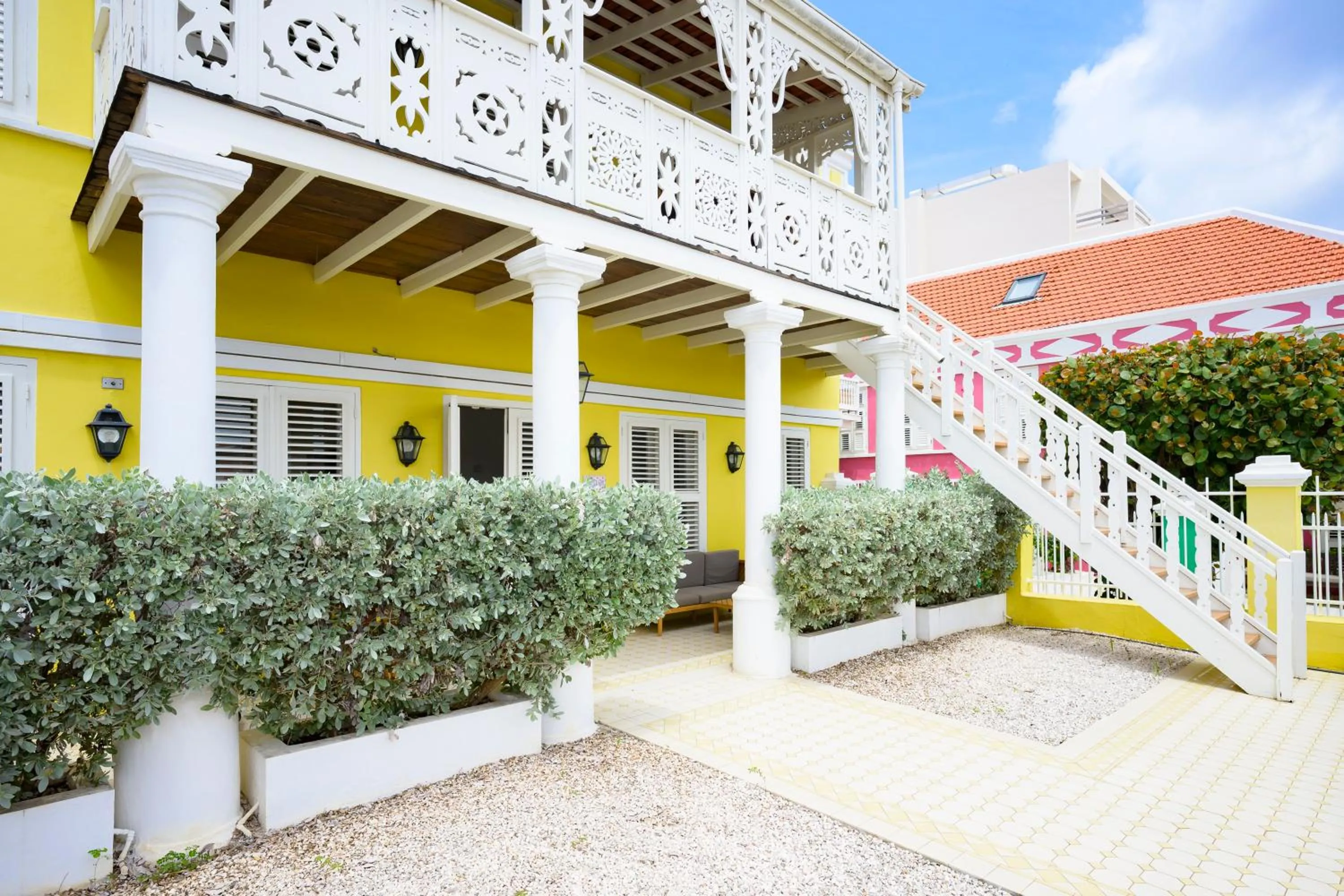 Property building in Scuba Lodge & Suites