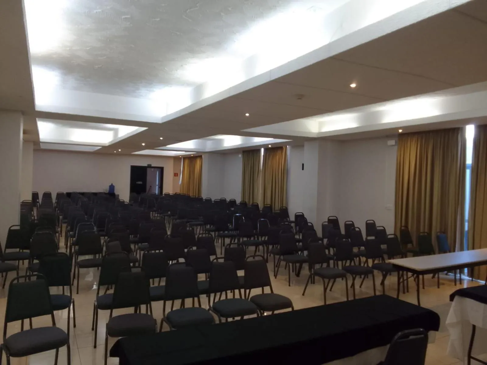 Meeting/conference room in Oasis Tower Hotel