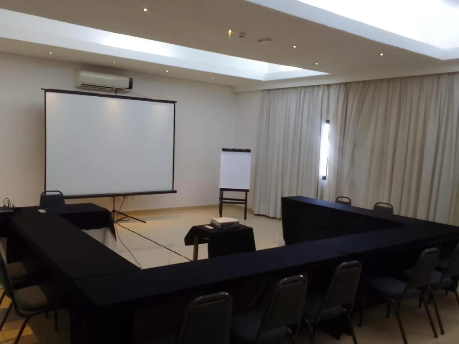 Meeting/conference room in Oasis Tower Hotel
