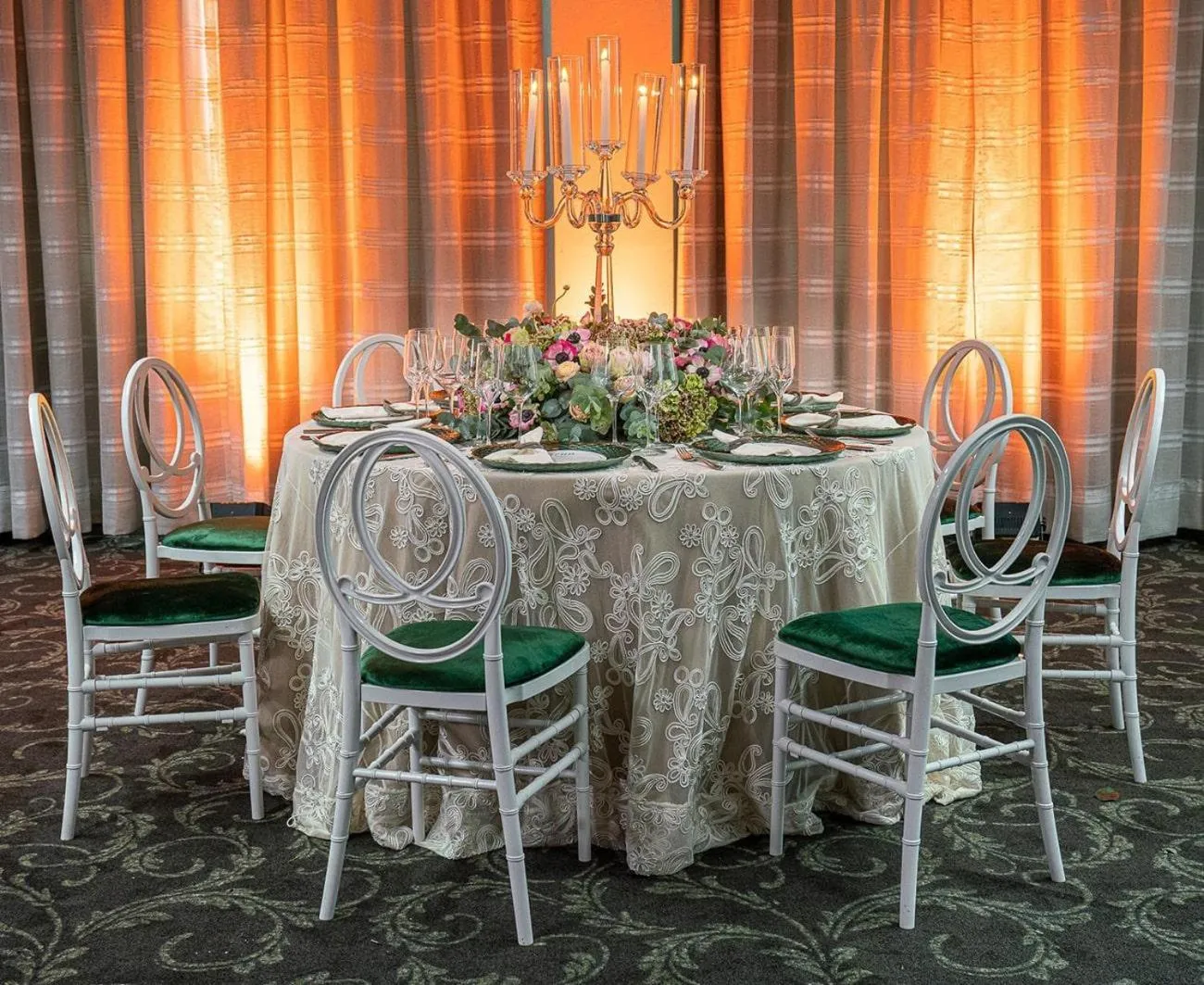 Photo of the whole room in Hodelpa Garden Court