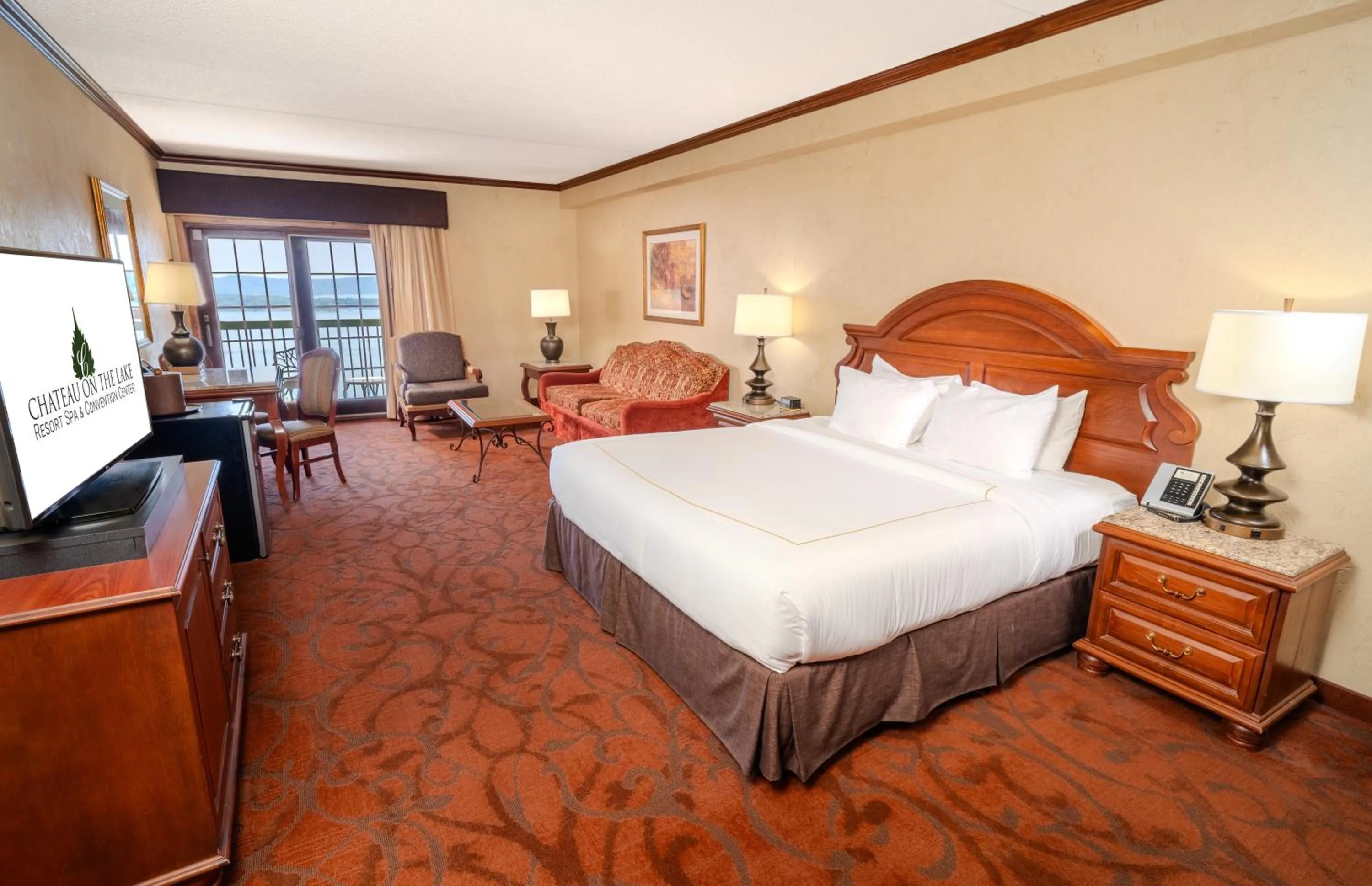 Bedroom, Bed in Chateau on the Lake Resort Spa and Convention Center