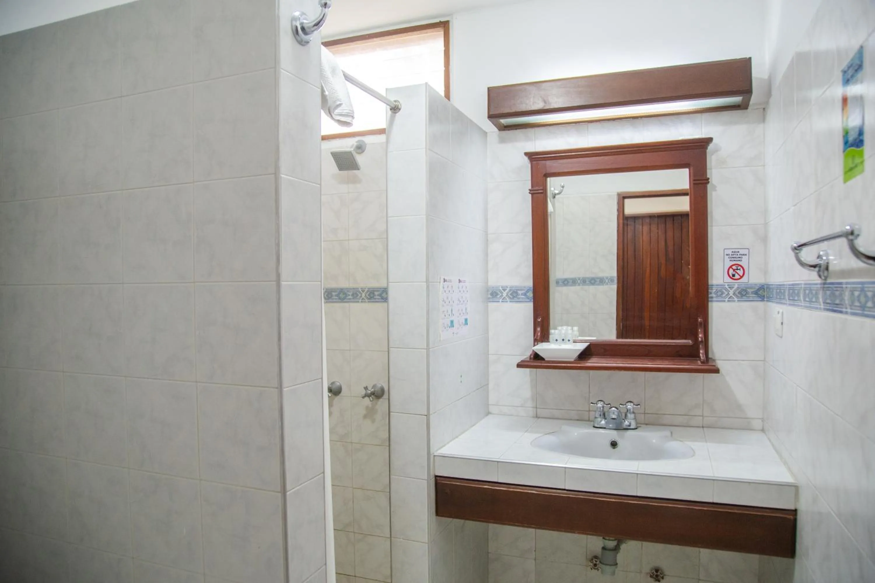 Bathroom in Hotel Faranda Bolivar Cucuta, a member of Radisson Individuals